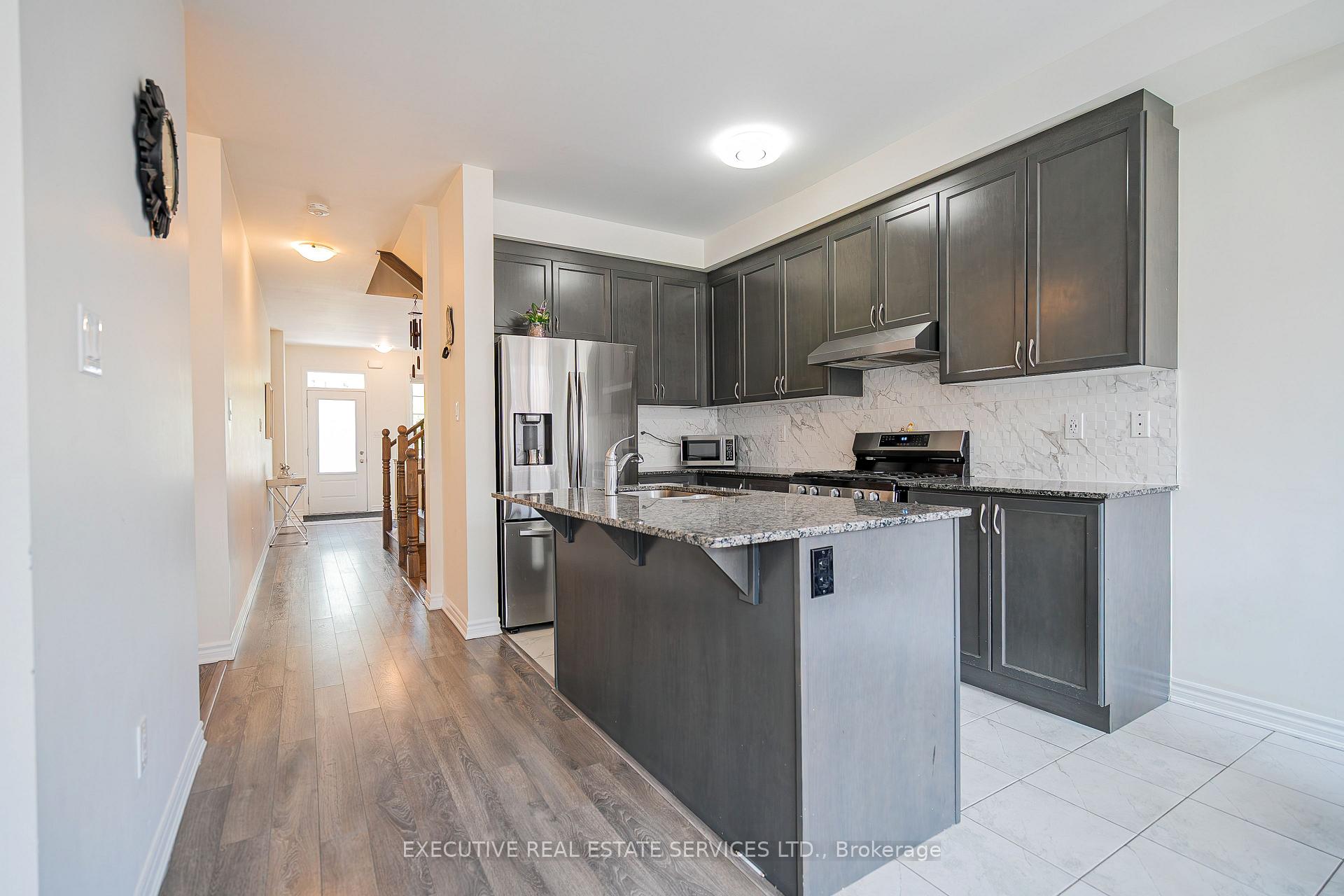 Photo 9 of 55 Callandar Road, Brampton, Northwest Brampton — HOMEH