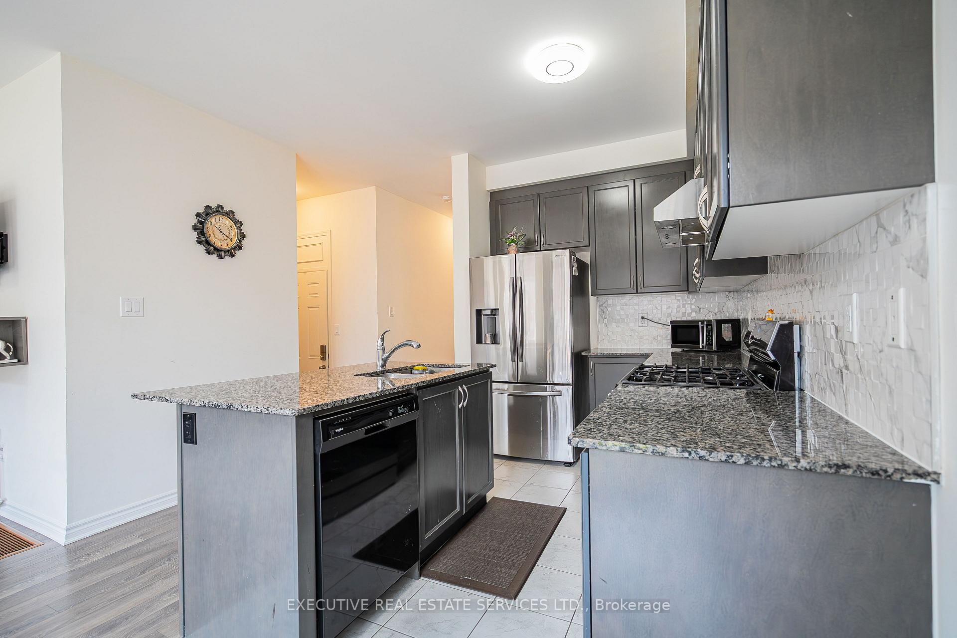 Photo 7 of 55 Callandar Road, Brampton, Northwest Brampton — HOMEH