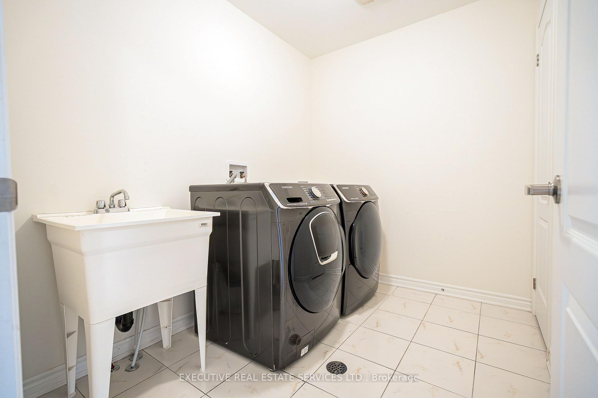 Photo 24 of 55 Callandar Road, Brampton, Northwest Brampton — HOMEH