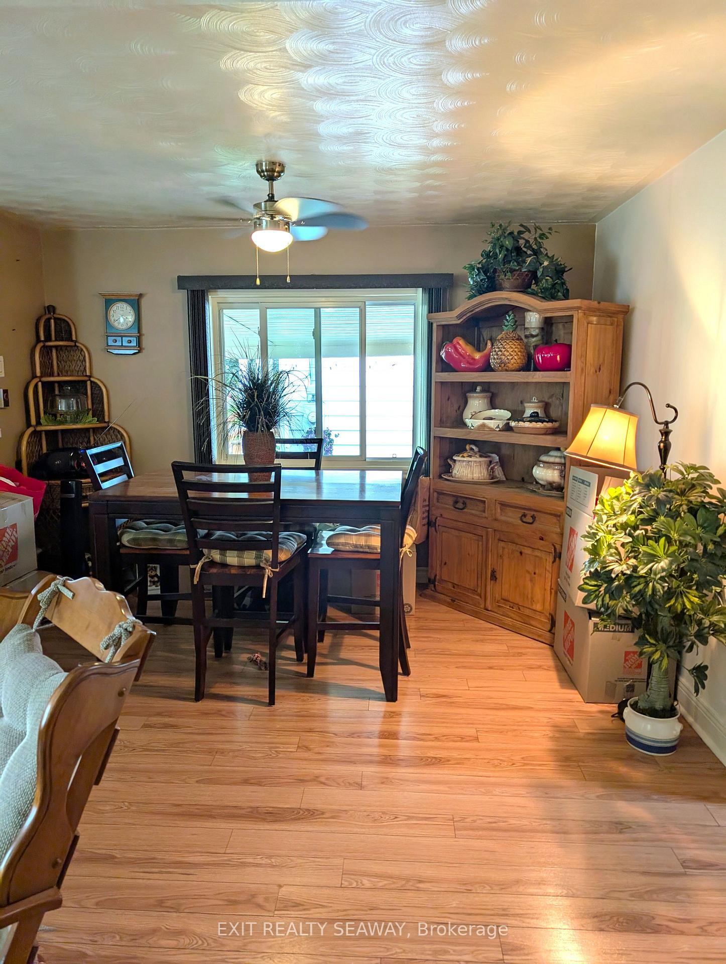 Photo 8 of 710 Killarney Avenue, Cornwall — HOMEH