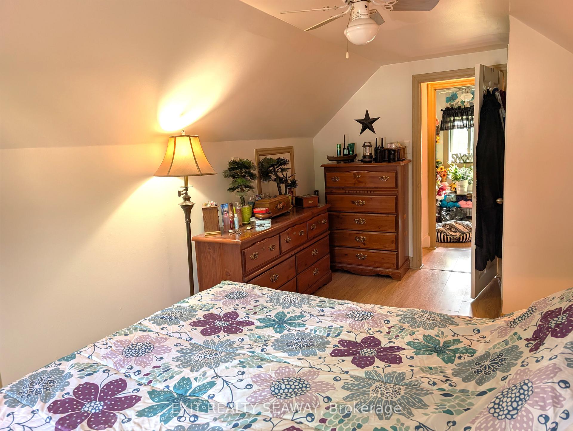 Photo 7 of 710 Killarney Avenue, Cornwall — HOMEH