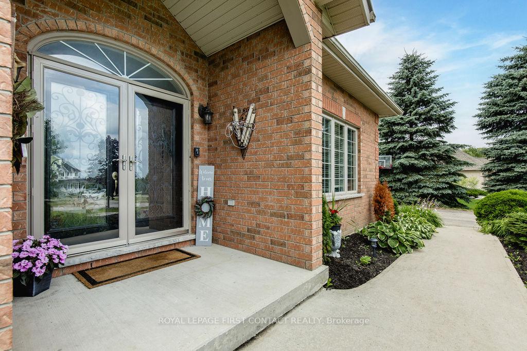 Photo 4 of 31 Vanderpost Crescent, Essa, Thornton — HOMEH
