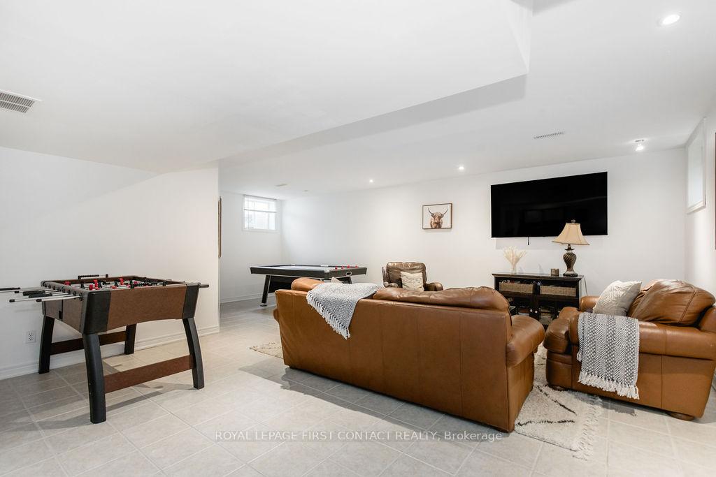 Photo 28 of 31 Vanderpost Crescent, Essa, Thornton — HOMEH