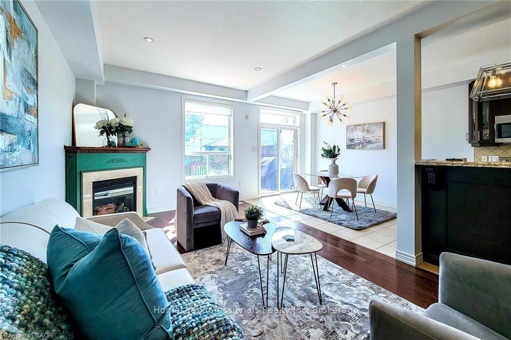 Photo 9 of 33 Marina Point Crescent, Hamilton, Winona Park — HOMEH