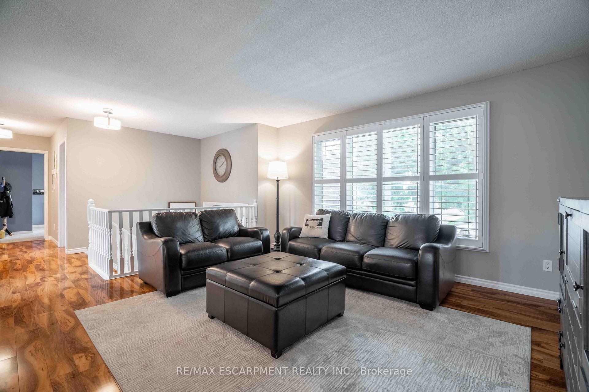 Photo 23 of 37 McMaster Drive, Haldimand — HOMEH