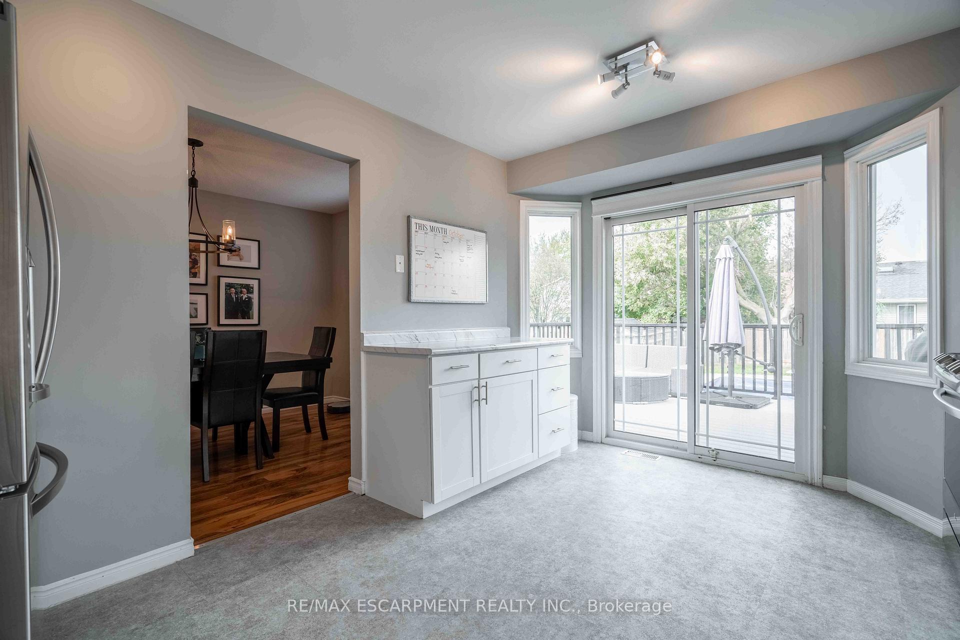 Photo 32 of 37 McMaster Drive, Haldimand — HOMEH