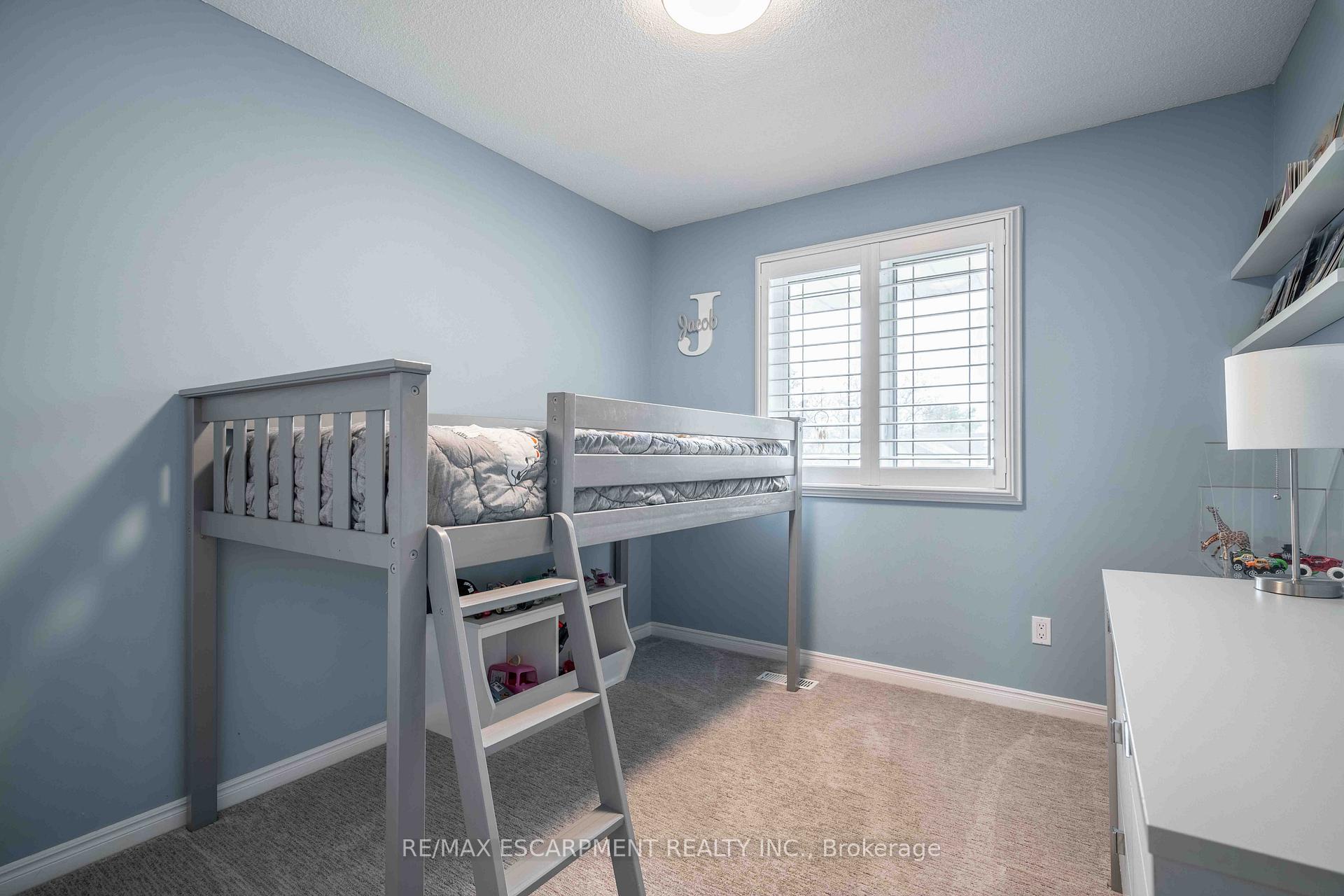 Photo 5 of 37 McMaster Drive, Haldimand — HOMEH