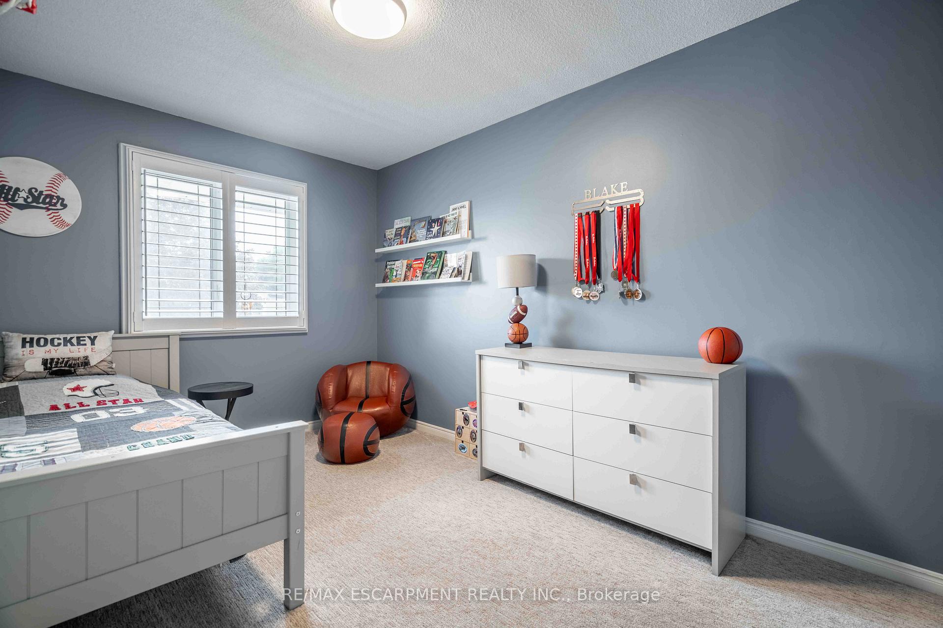 Photo 10 of 37 McMaster Drive, Haldimand — HOMEH