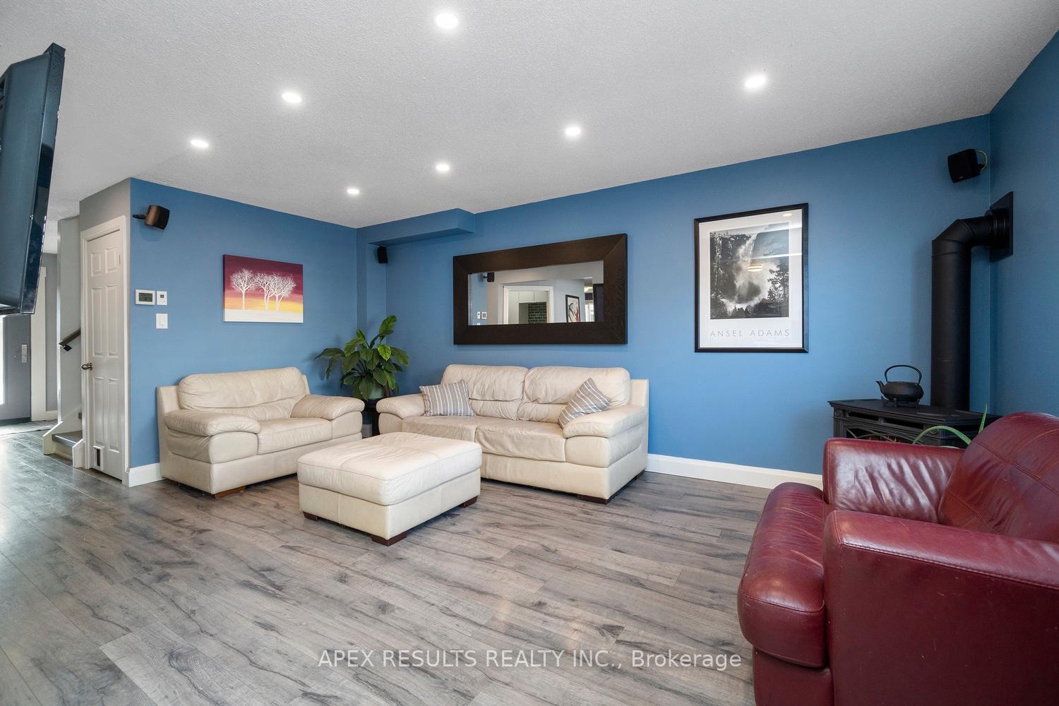 Photo 6 of 20 Midanbury Way, Hamilton, Mount Hope — HOMEH