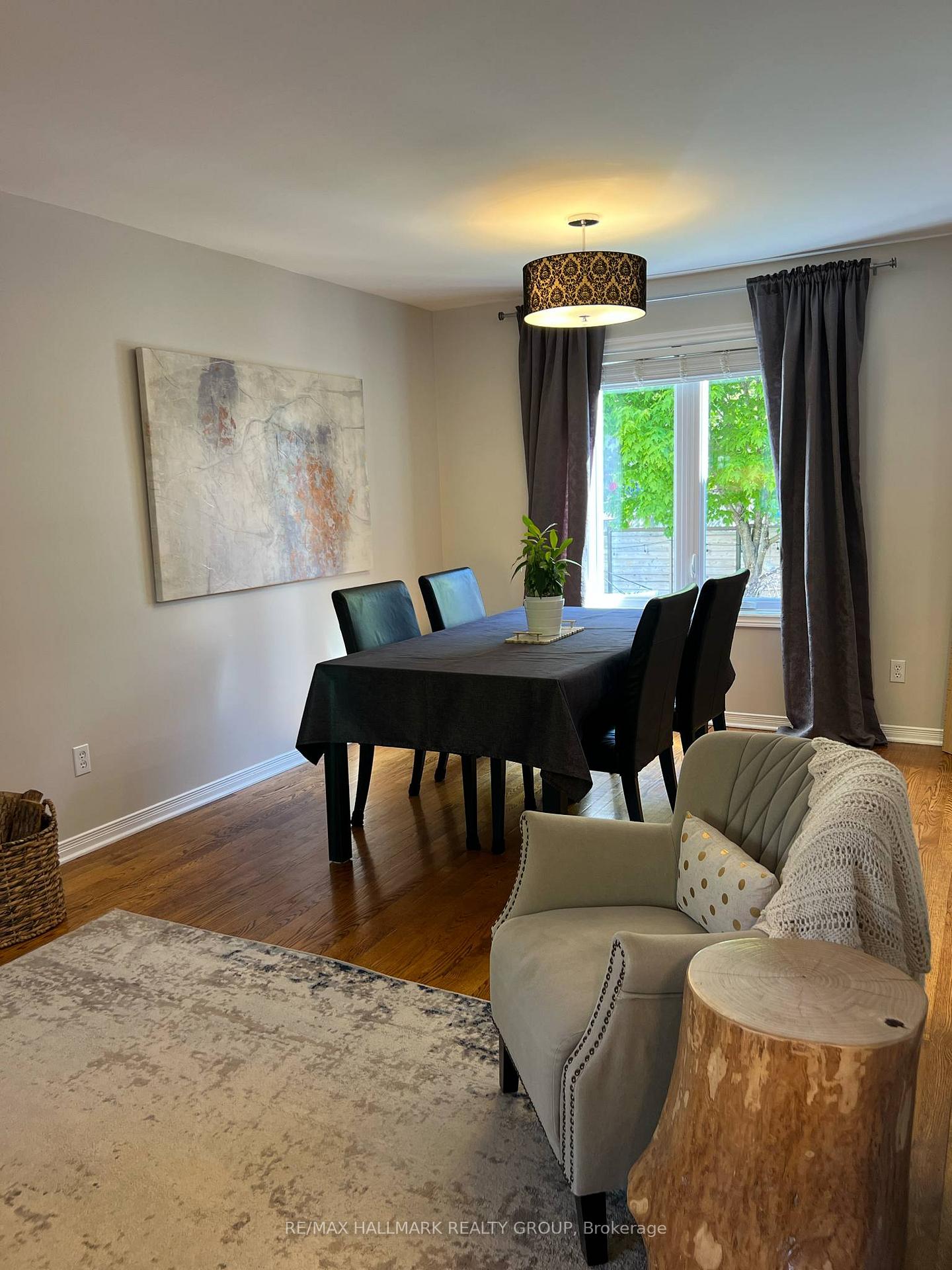 Photo 8 of 136 Montana Way, Ottawa, Barrhaven - Longfields — HOMEH