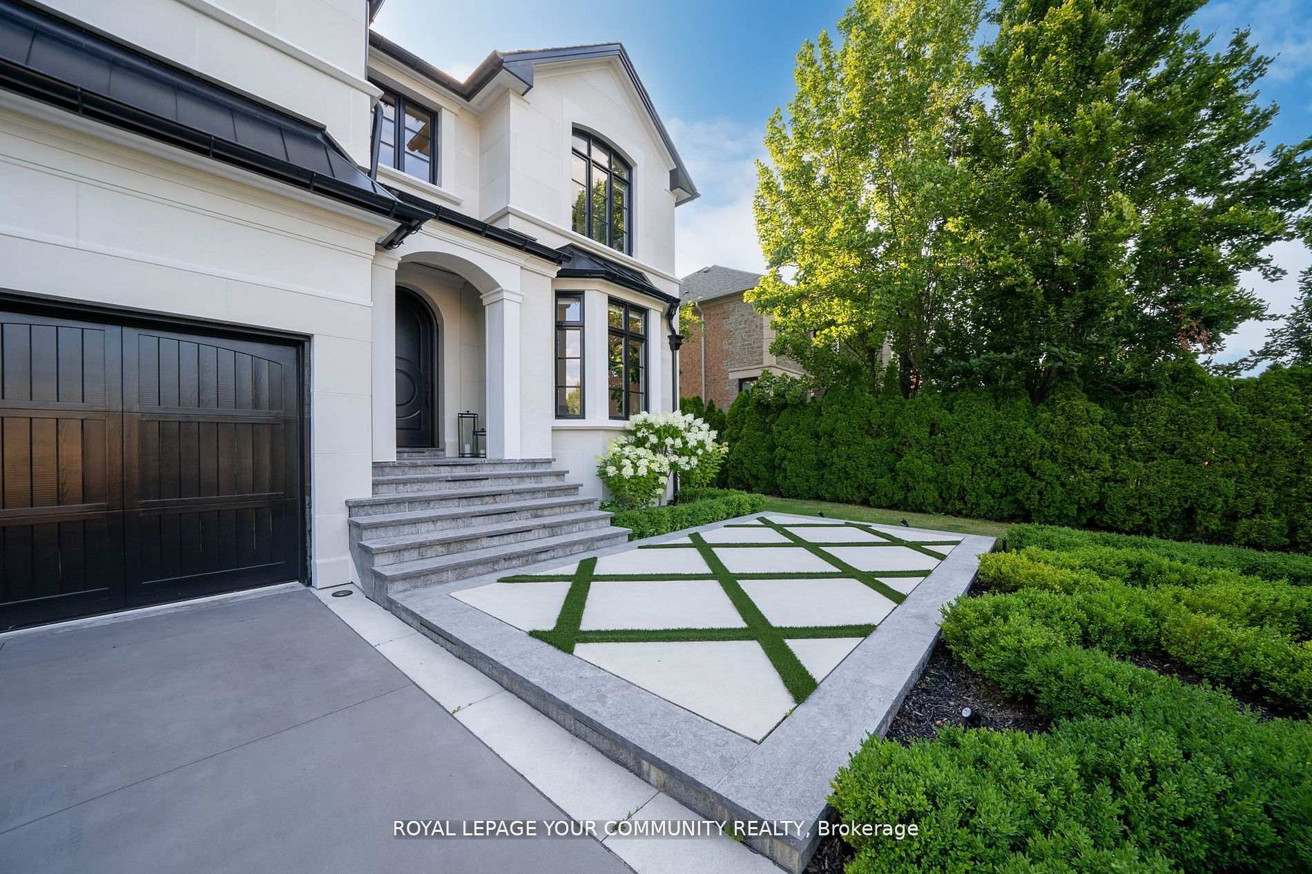 Photo 7 of 180 Westridge Drive, Vaughan, Kleinburg — HOMEH