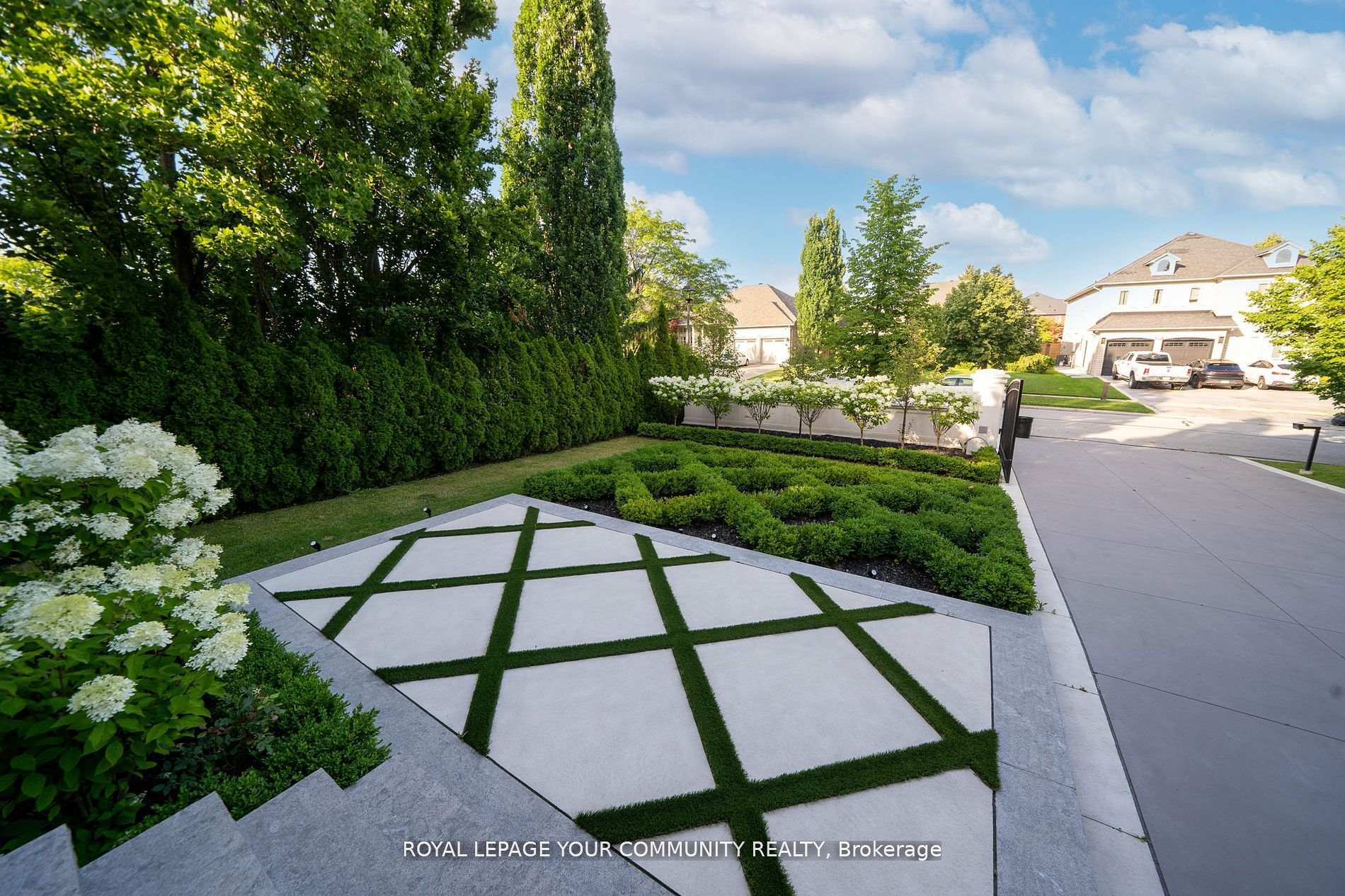 Photo 11 of 180 Westridge Drive, Vaughan, Kleinburg — HOMEH