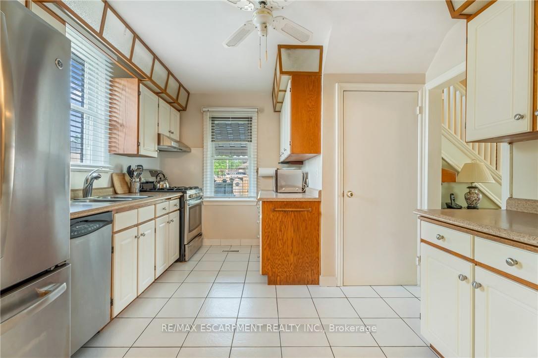 Photo 8 of 404 Sanatorium Road, Hamilton, Westcliffe — HOMEH