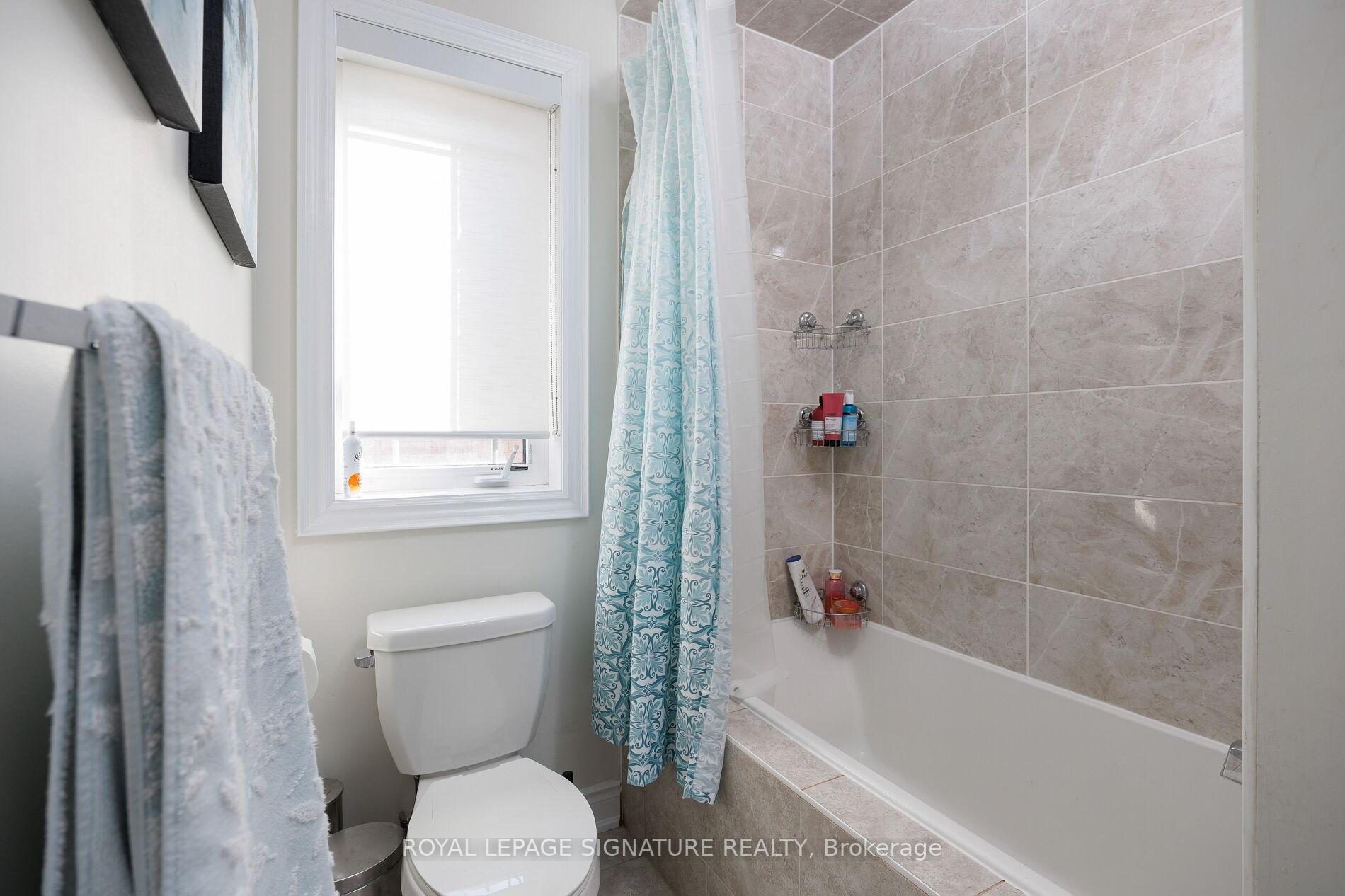 Photo 42 of 22 Condor Way, Vaughan, Kleinburg — HOMEH