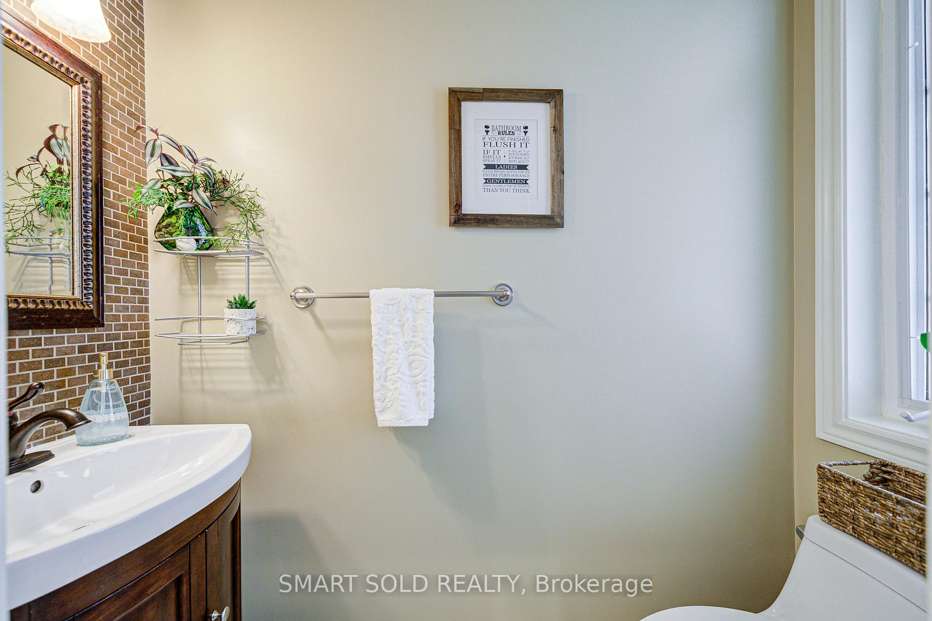 Photo 6 of 66 Ravel Drive, Vaughan, Patterson — HOMEH