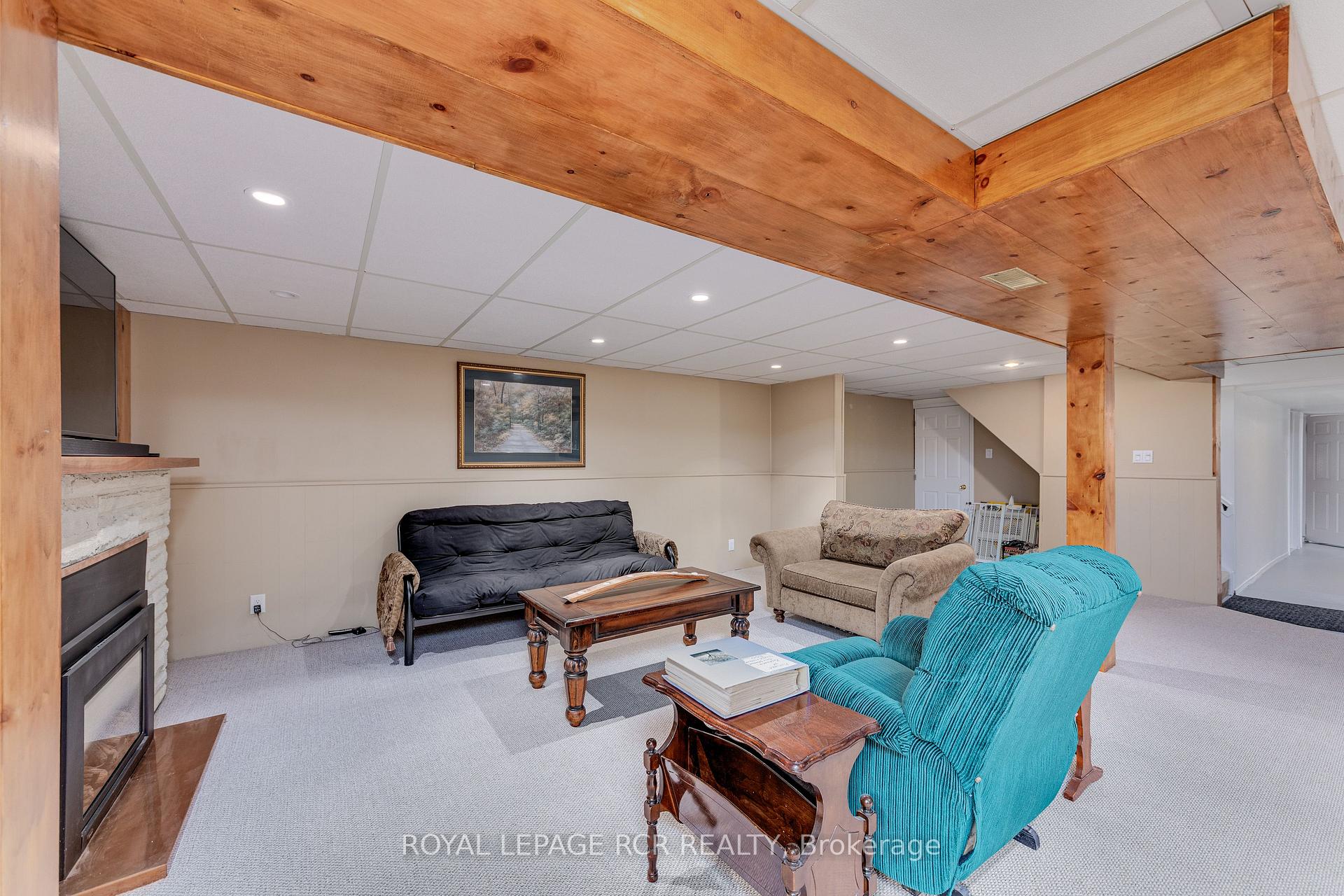 Photo 31 of 45 Rice Drive, King, Schomberg — HOMEH
