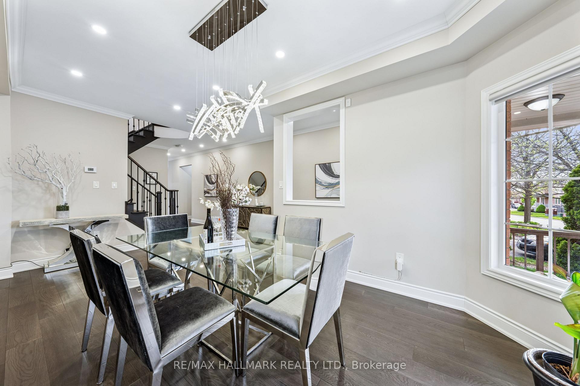 Photo 15 of 61 Vanguard Road, Vaughan, Patterson — HOMEH