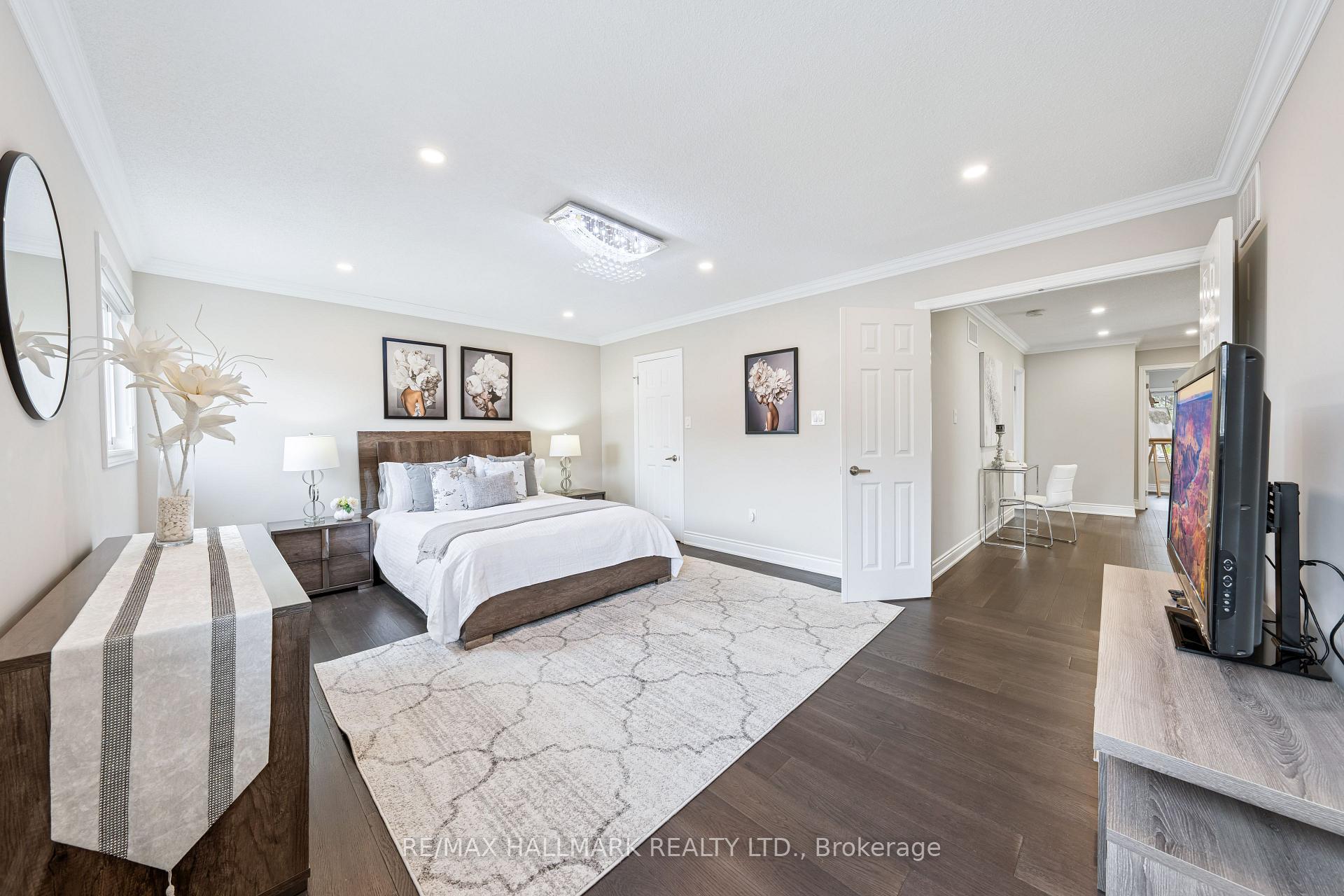 Photo 36 of 61 Vanguard Road, Vaughan, Patterson — HOMEH