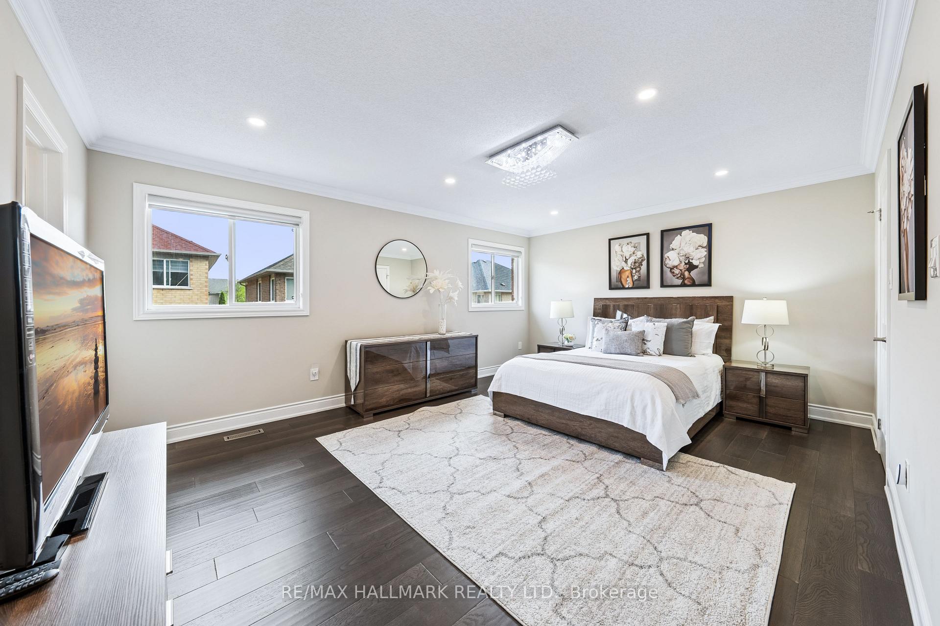 Photo 34 of 61 Vanguard Road, Vaughan, Patterson — HOMEH