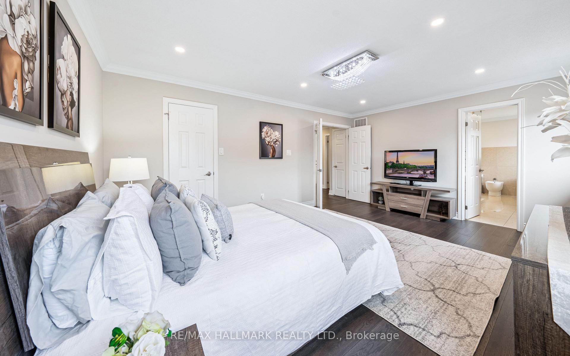 Photo 21 of 61 Vanguard Road, Vaughan, Patterson — HOMEH