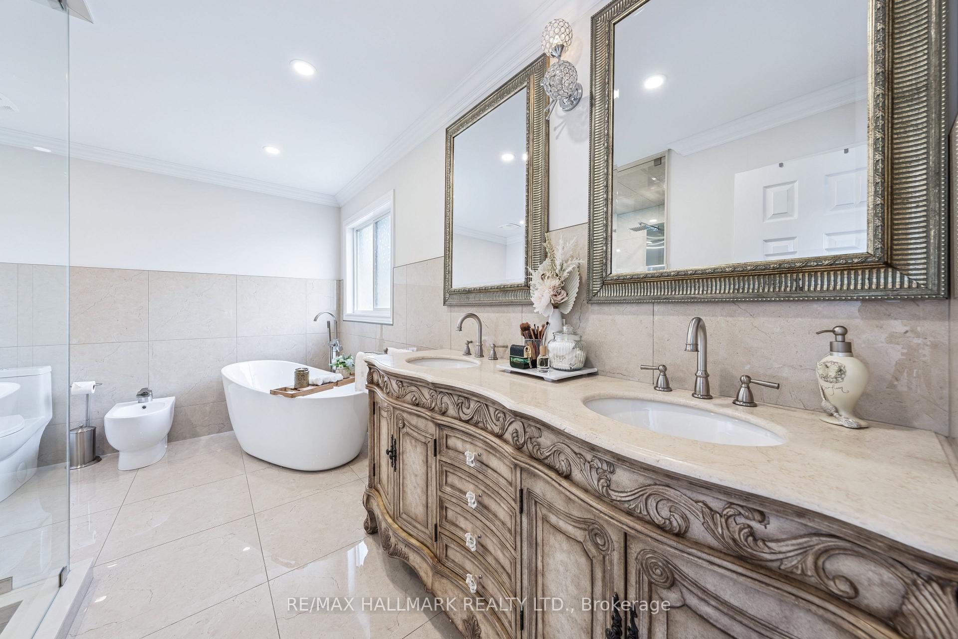 Photo 33 of 61 Vanguard Road, Vaughan, Patterson — HOMEH