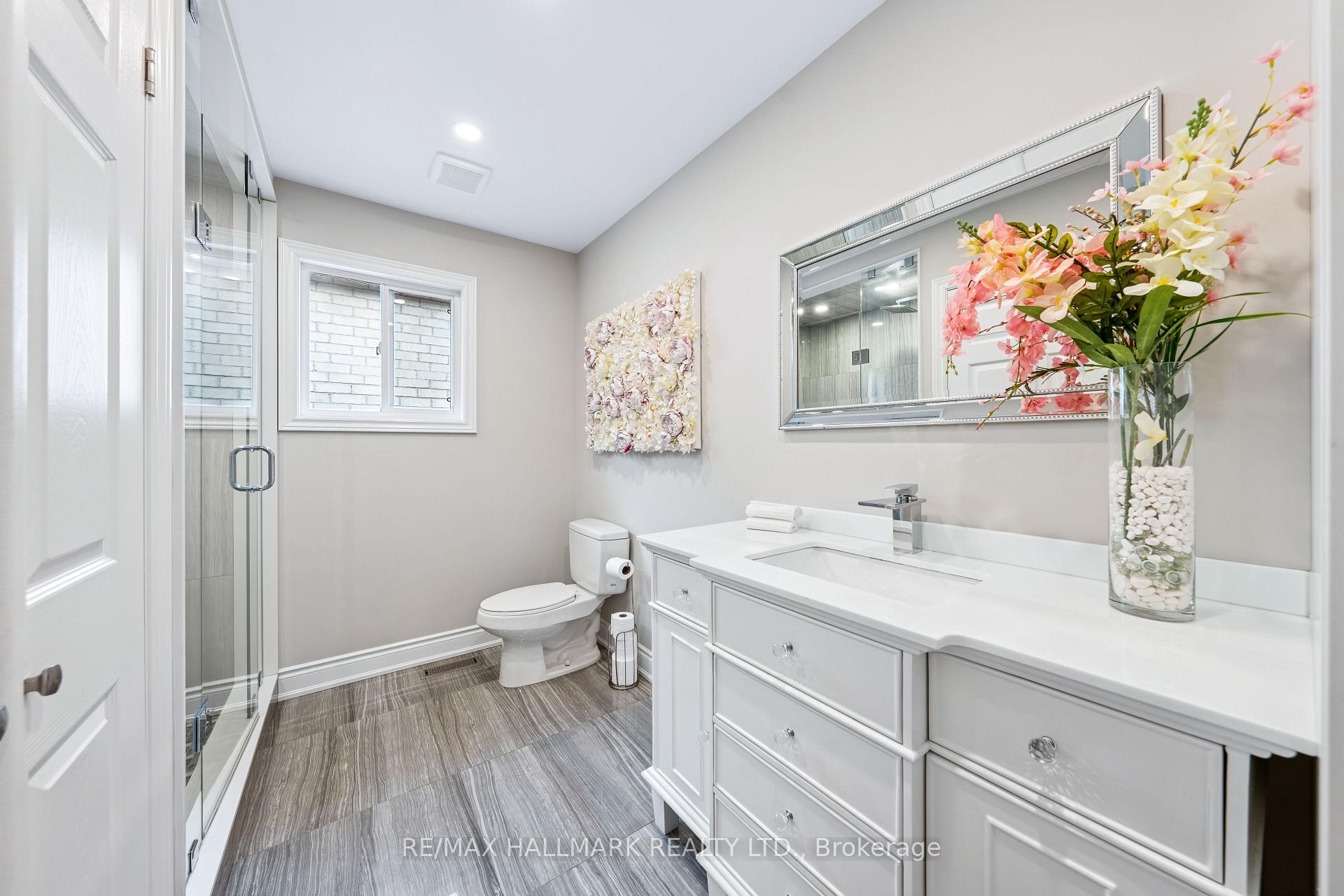 Photo 50 of 61 Vanguard Road, Vaughan, Patterson — HOMEH