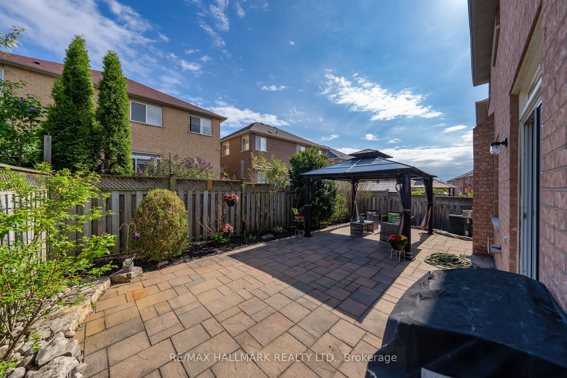 Photo 44 of 61 Vanguard Road, Vaughan, Patterson — HOMEH