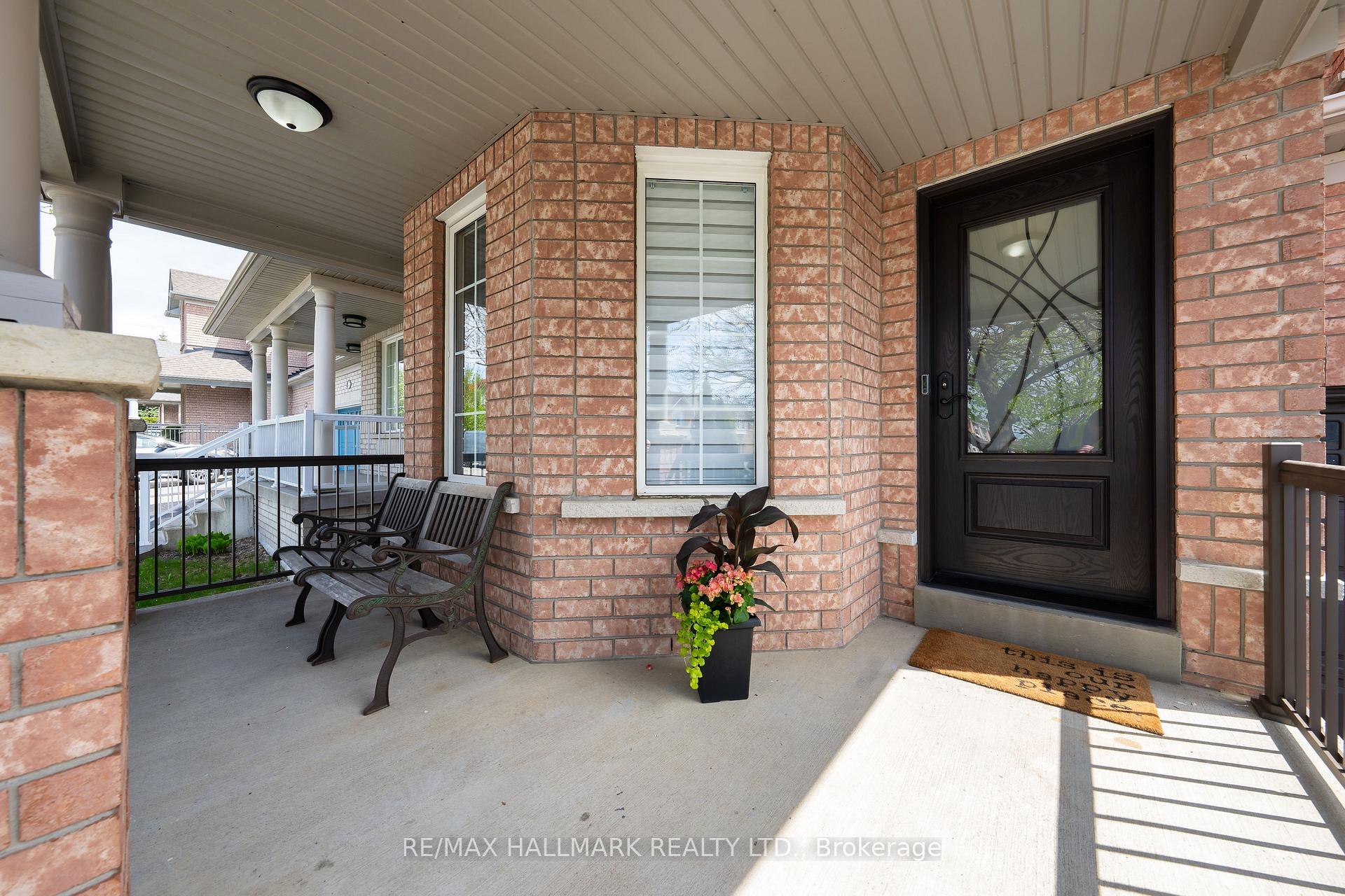 Photo 45 of 61 Vanguard Road, Vaughan, Patterson — HOMEH