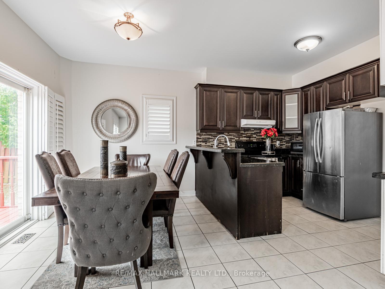 Photo 13 of 156 Bachman Drive, Vaughan, Maple — HOMEH