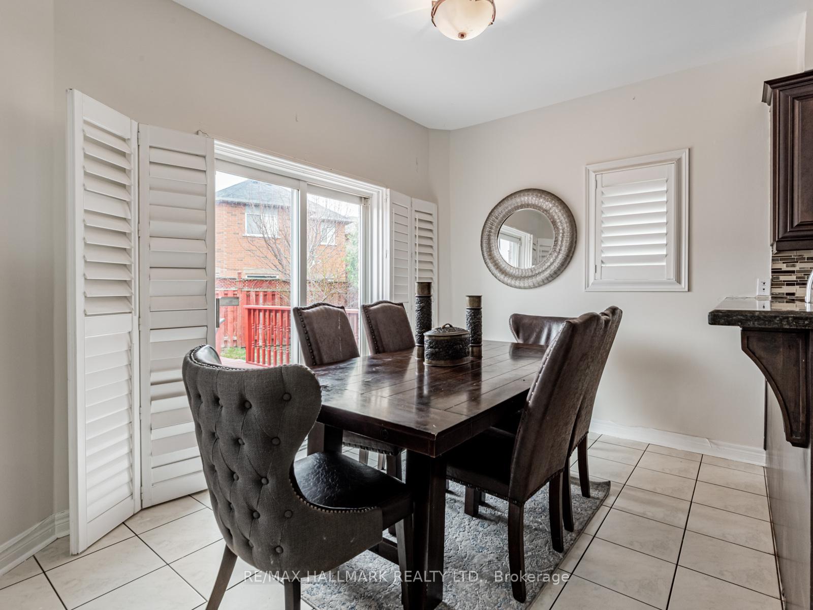 Photo 9 of 156 Bachman Drive, Vaughan, Maple — HOMEH