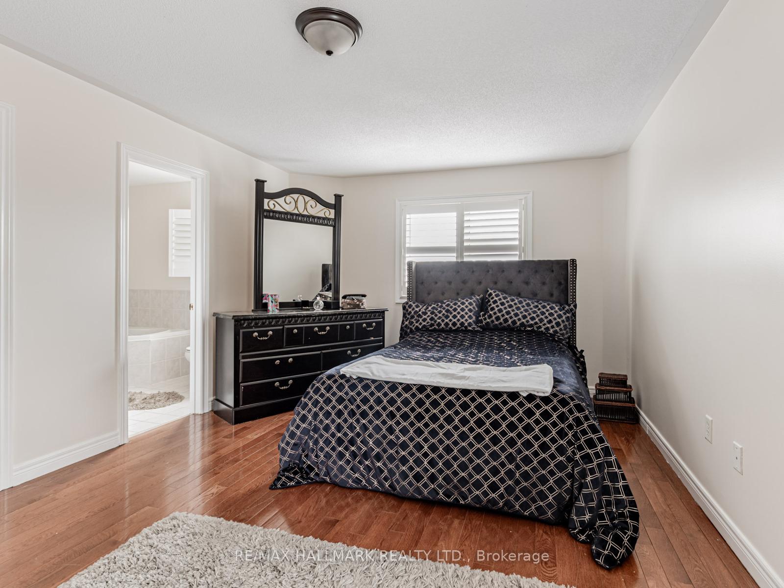 Photo 19 of 156 Bachman Drive, Vaughan, Maple — HOMEH