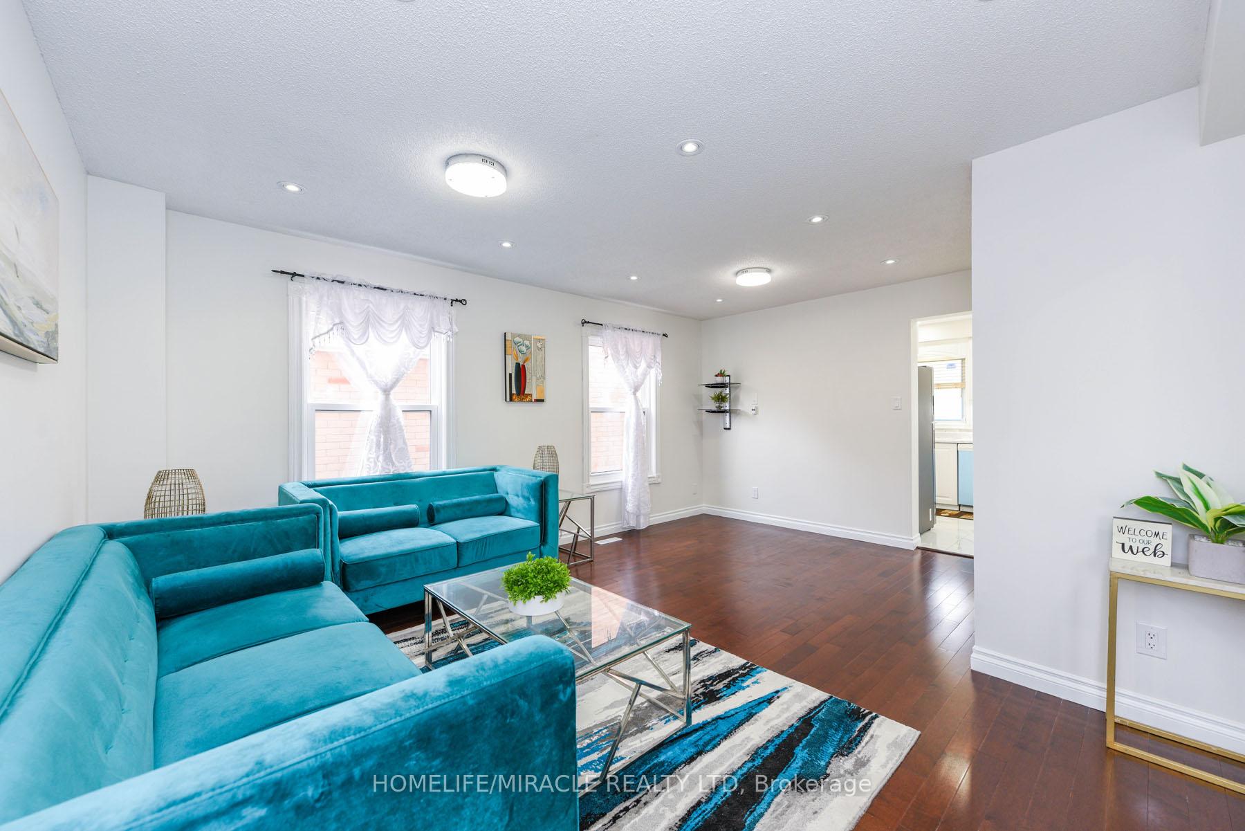 Photo 39 of 40 Calmist Crescent, Brampton, Fletcher's West — HOMEH