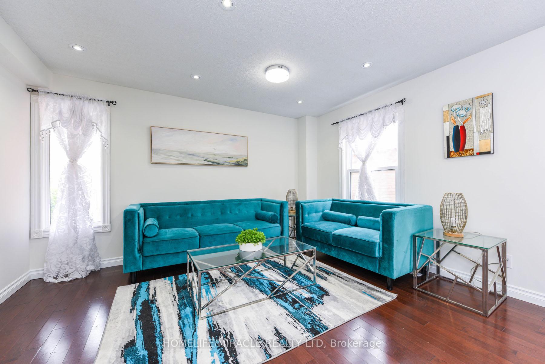 Photo 14 of 40 Calmist Crescent, Brampton, Fletcher's West — HOMEH