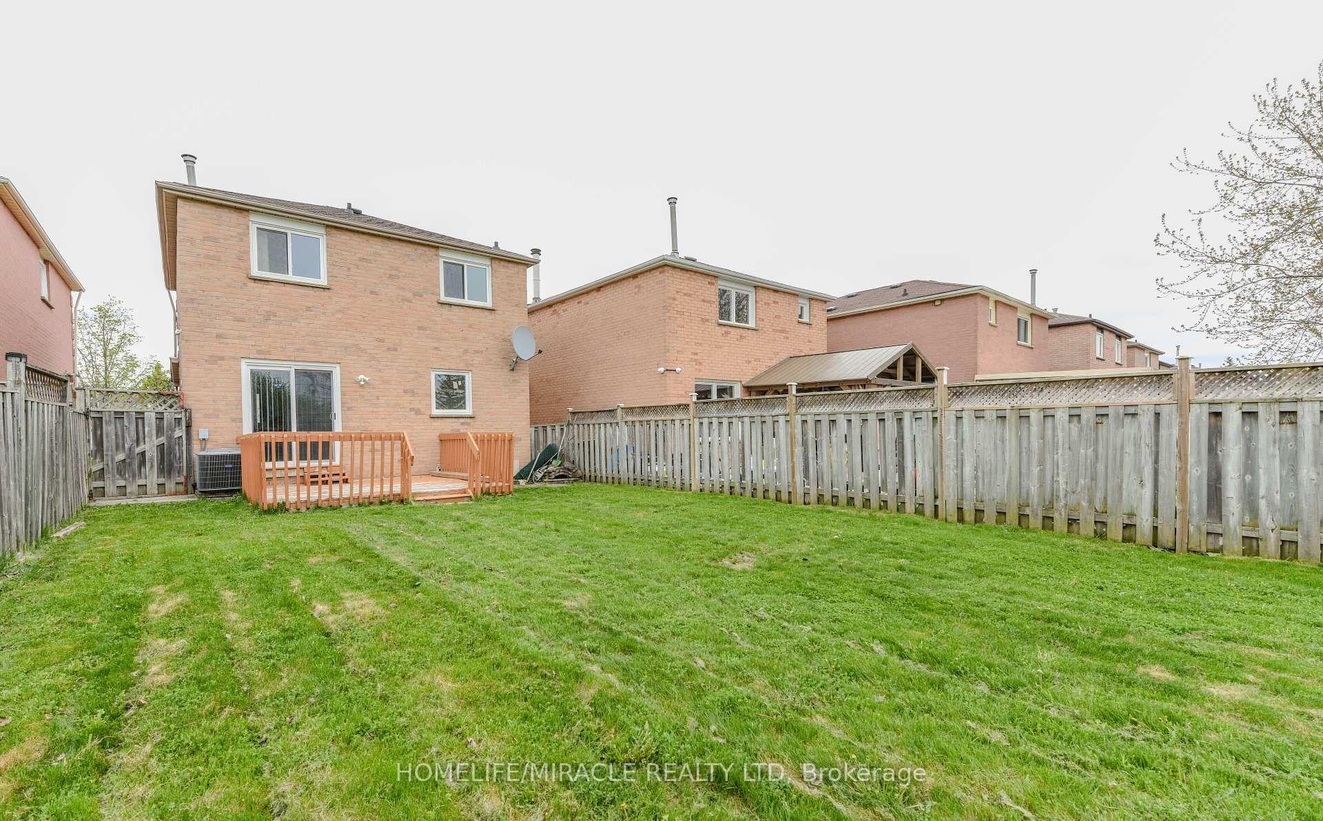 Photo 35 of 40 Calmist Crescent, Brampton, Fletcher's West — HOMEH