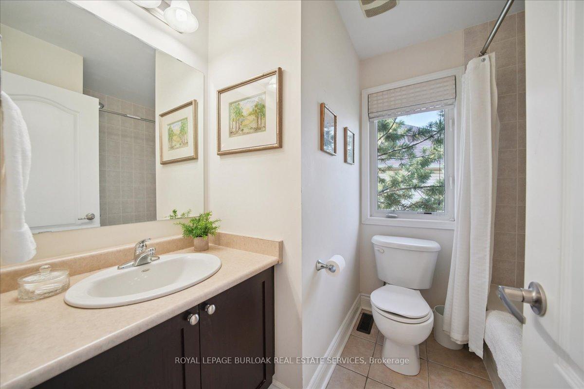 Photo 48 of 819 Howden Crescent, Milton, Coates — HOMEH