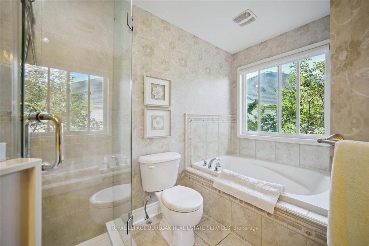Photo 33 of 819 Howden Crescent, Milton, Coates — HOMEH