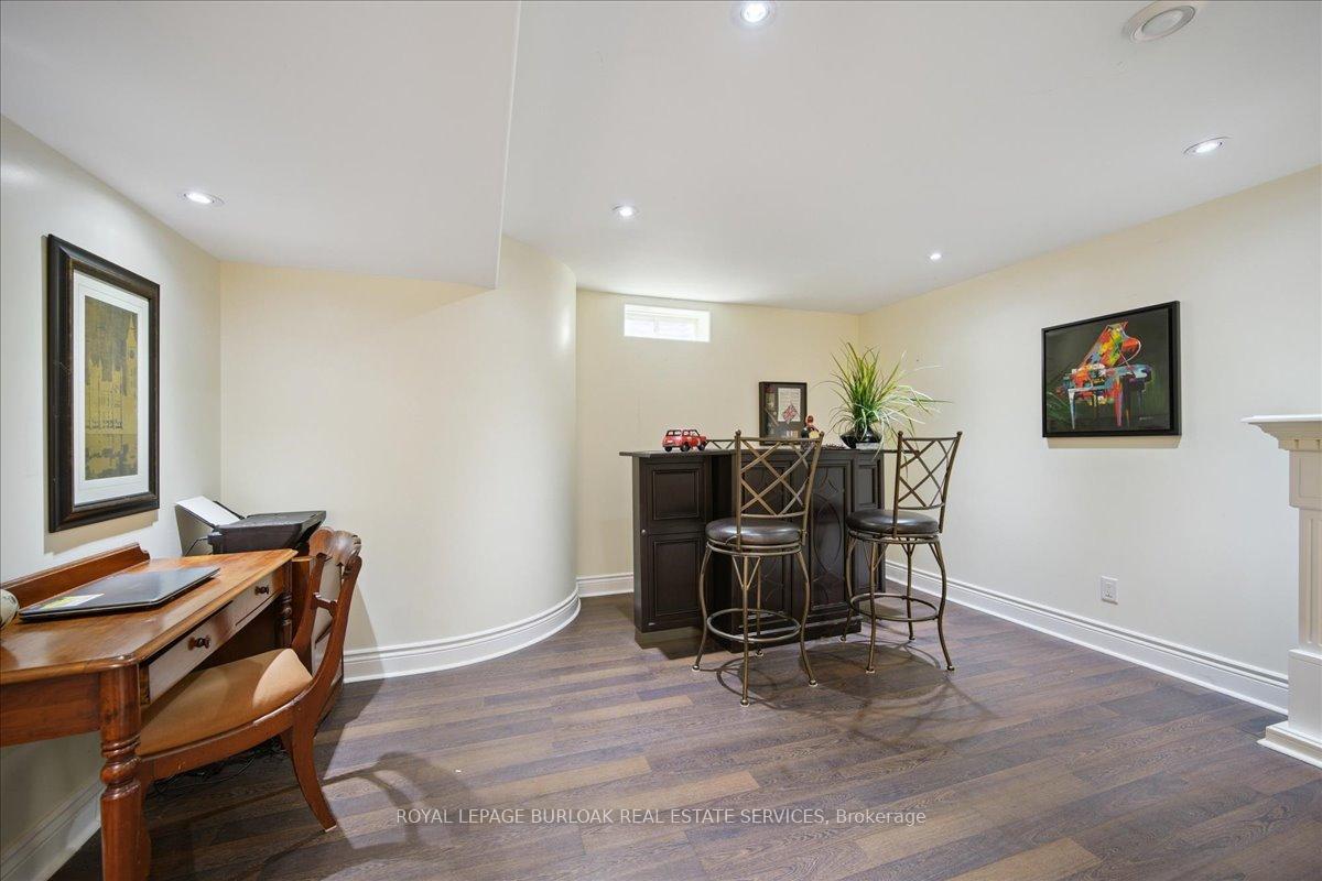 Photo 31 of 819 Howden Crescent, Milton, Coates — HOMEH