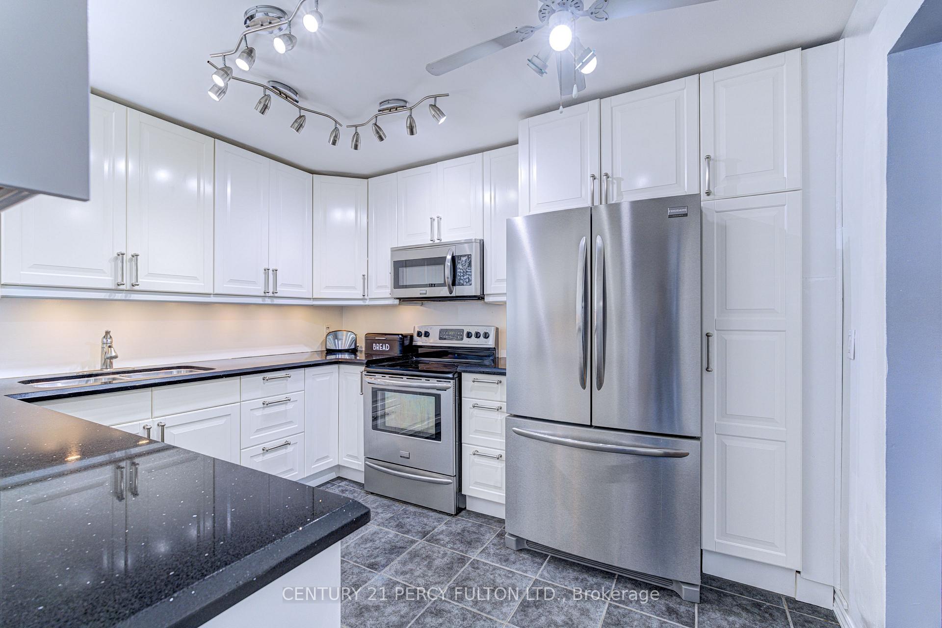 Photo 7 of 212 Royal Salisbury Way, Brampton, Madoc — HOMEH