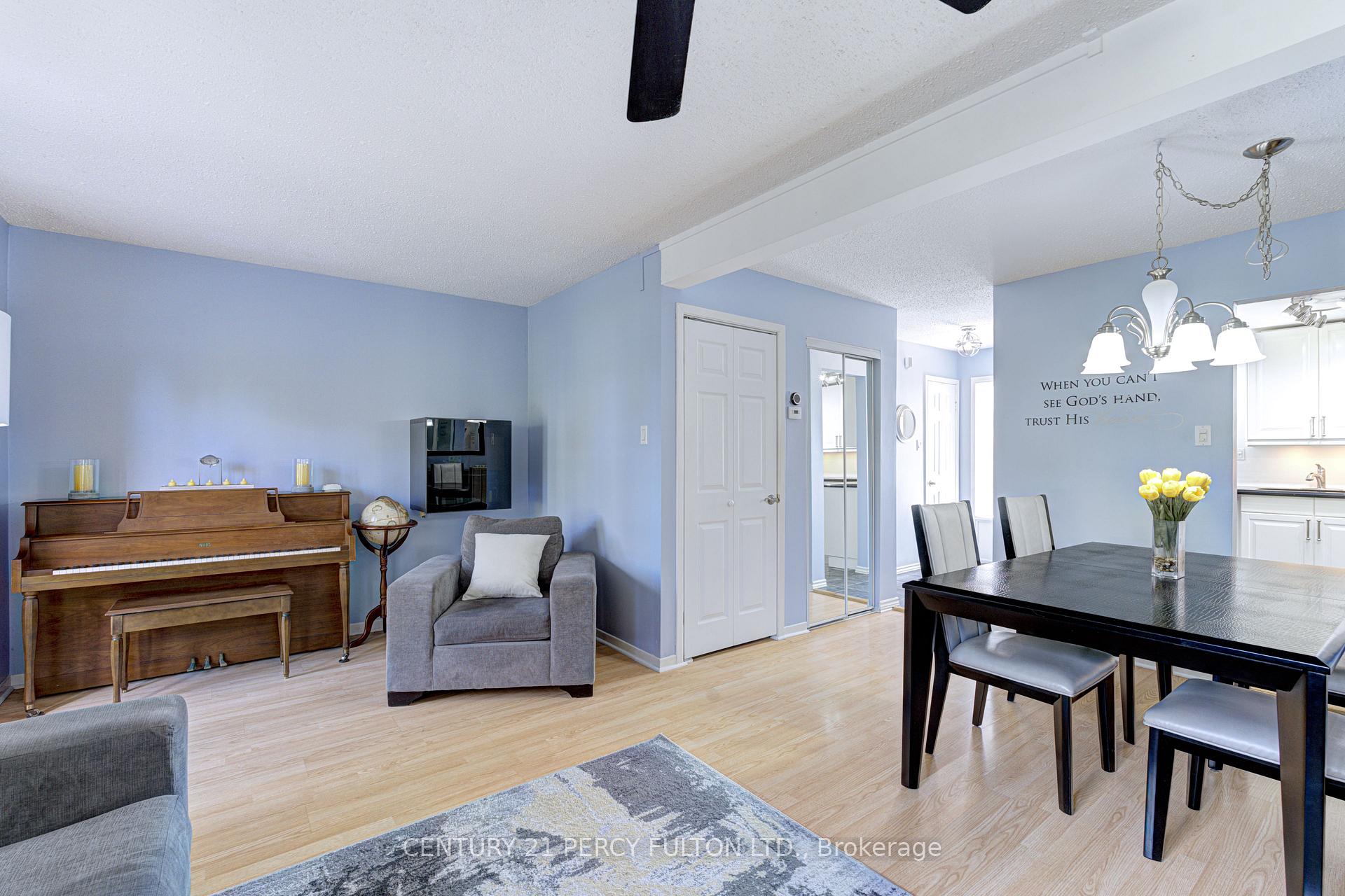 Photo 8 of 212 Royal Salisbury Way, Brampton, Madoc — HOMEH