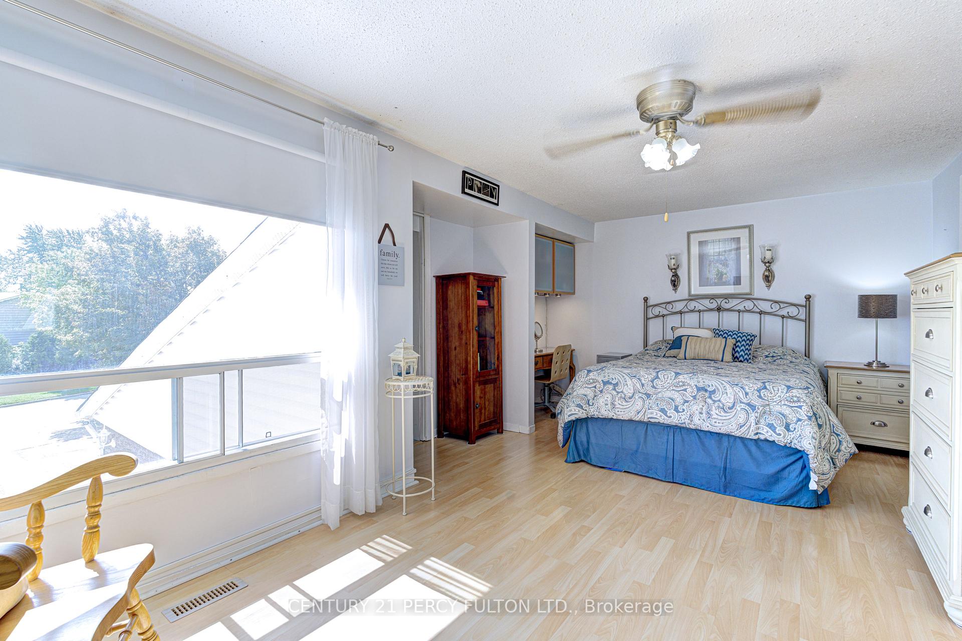 Photo 18 of 212 Royal Salisbury Way, Brampton, Madoc — HOMEH