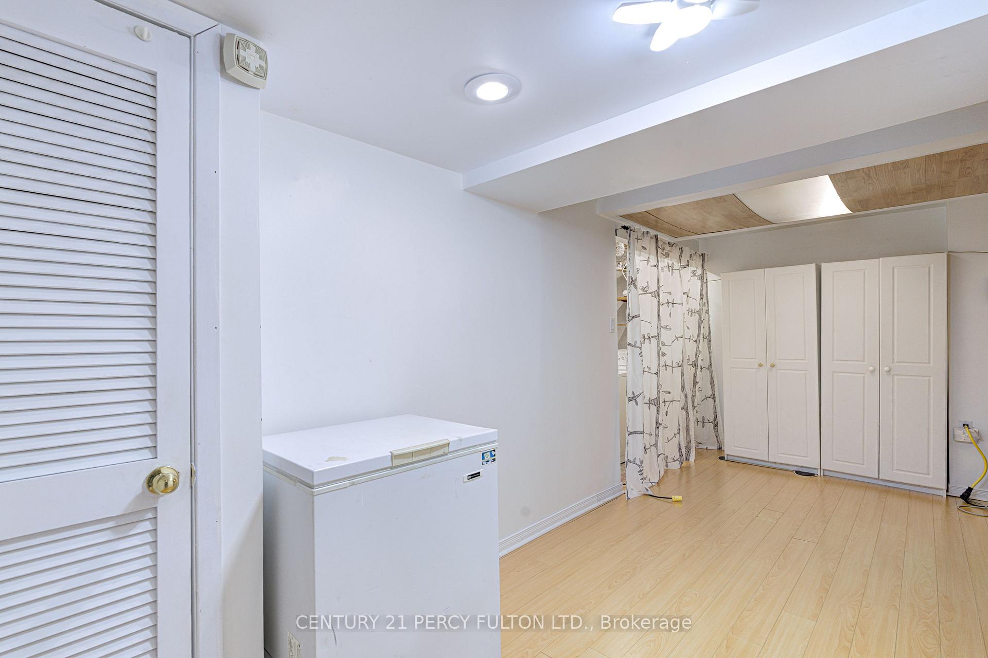 Photo 33 of 212 Royal Salisbury Way, Brampton, Madoc — HOMEH
