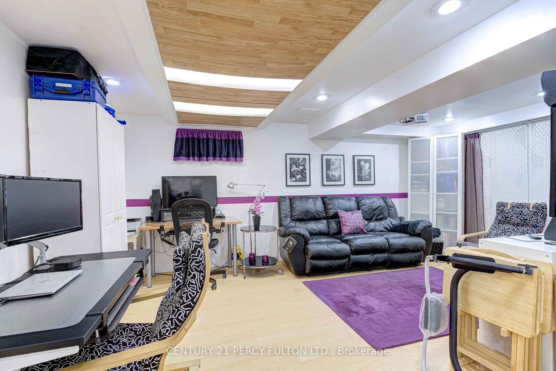 Photo 26 of 212 Royal Salisbury Way, Brampton, Madoc — HOMEH