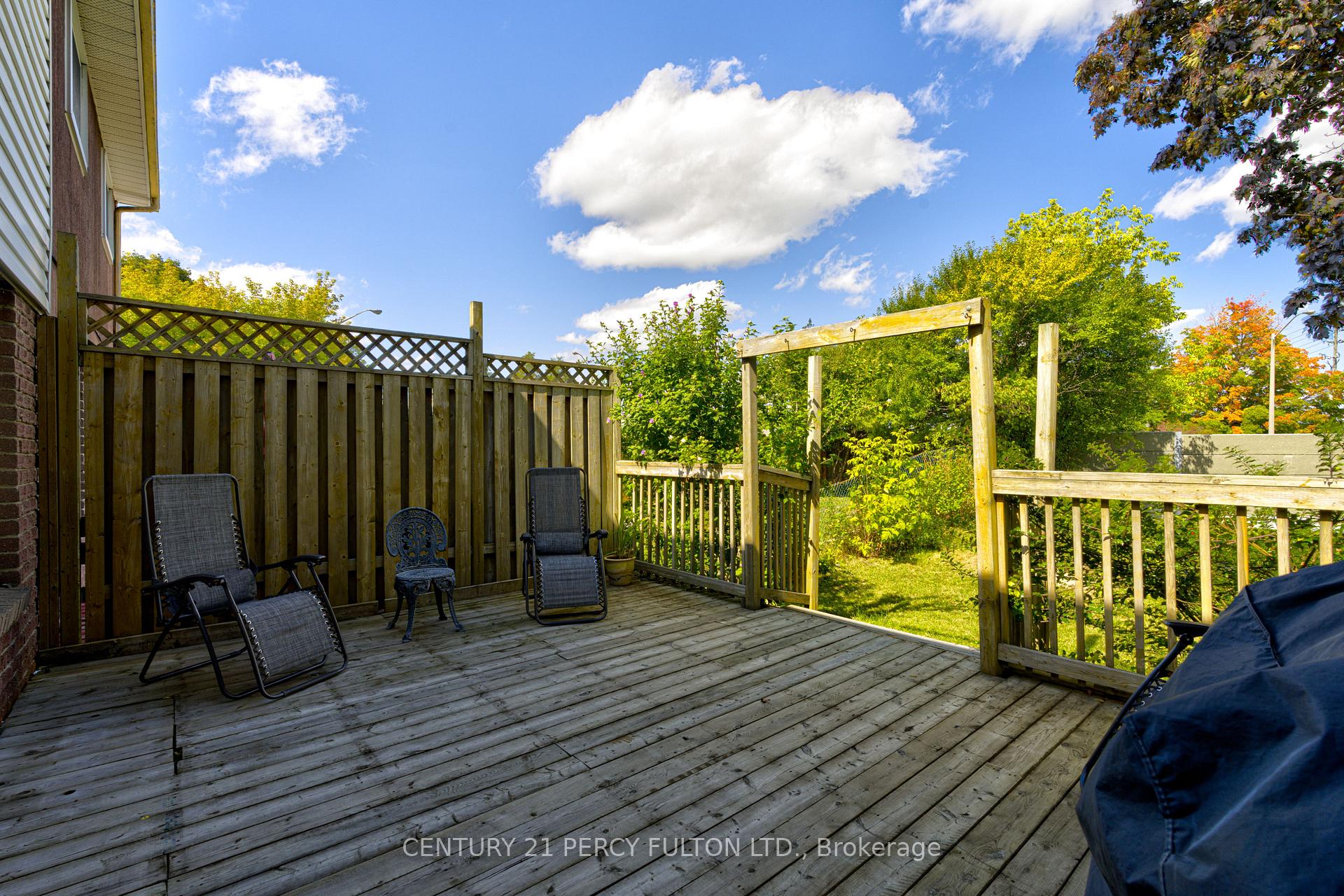 Photo 29 of 212 Royal Salisbury Way, Brampton, Madoc — HOMEH