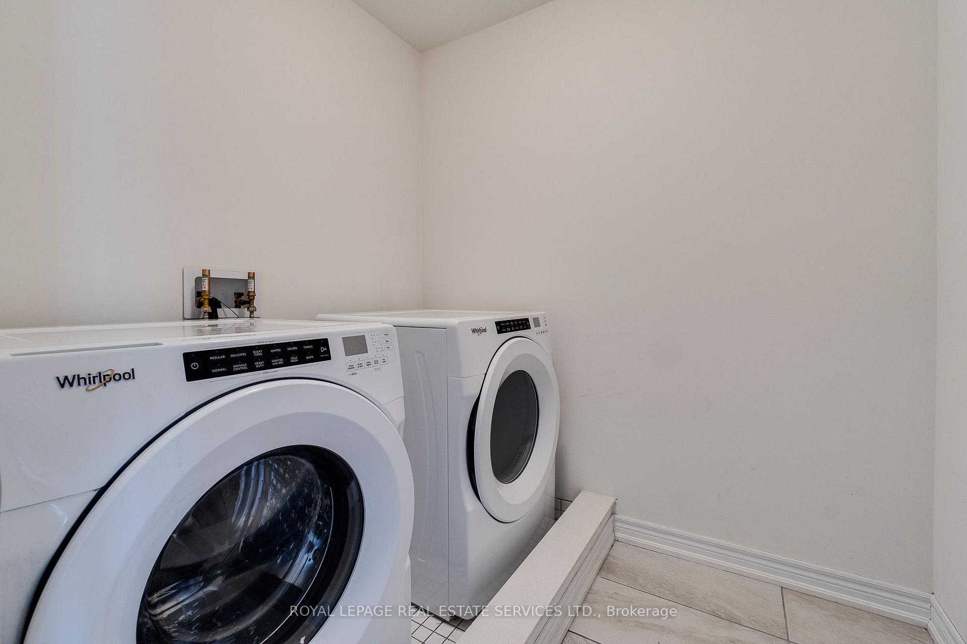 Photo 3 of Unit 77, 166 Deerpath Drive, Guelph, Willow West/Sugarbush/West Acres — HOMEH