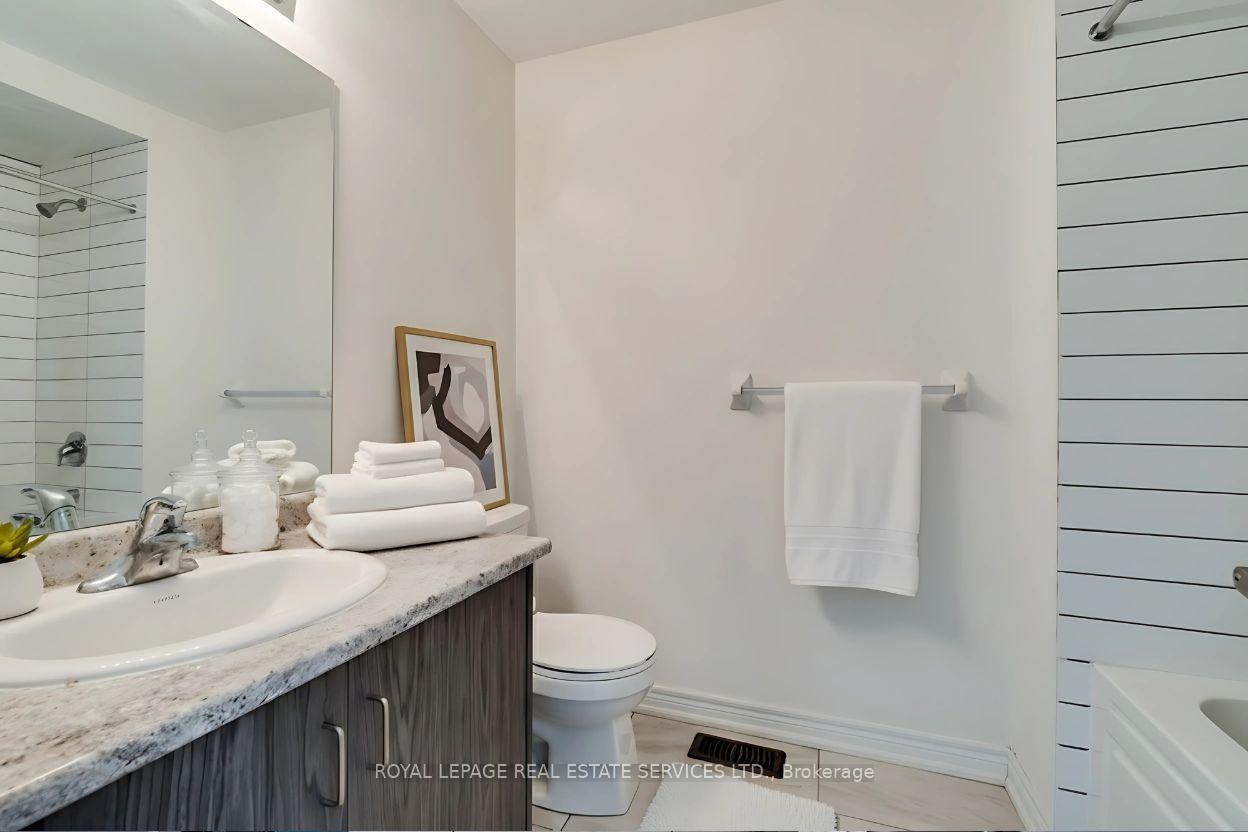 Photo 17 of Unit 77, 166 Deerpath Drive, Guelph, Willow West/Sugarbush/West Acres — HOMEH