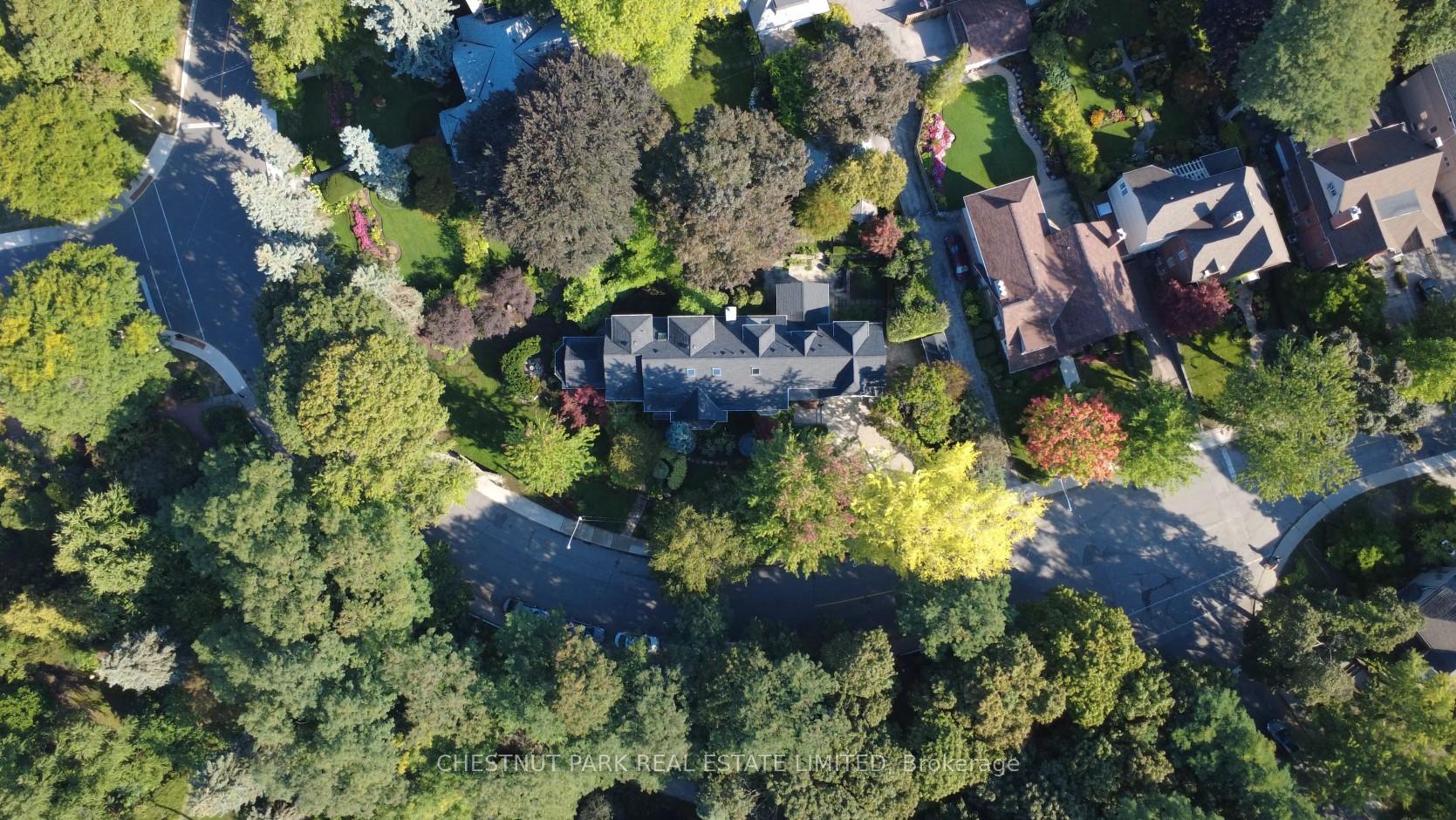 Photo 29 of 10 Weybourne Crescent, Toronto, Lawrence Park South — HOMEH