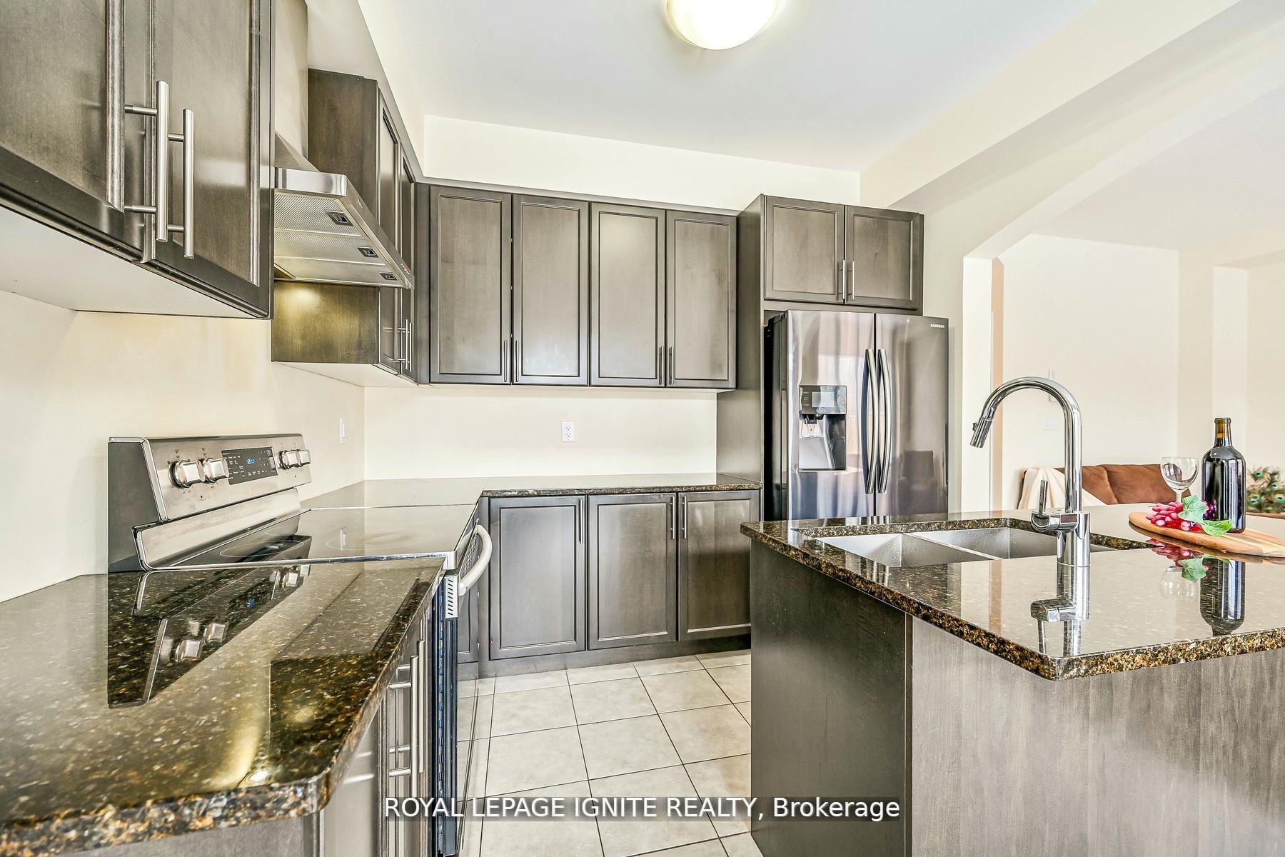 Photo 6 of 20 Queen Mary Boulevard, Hamilton, Stoney Creek Mountain — HOMEH