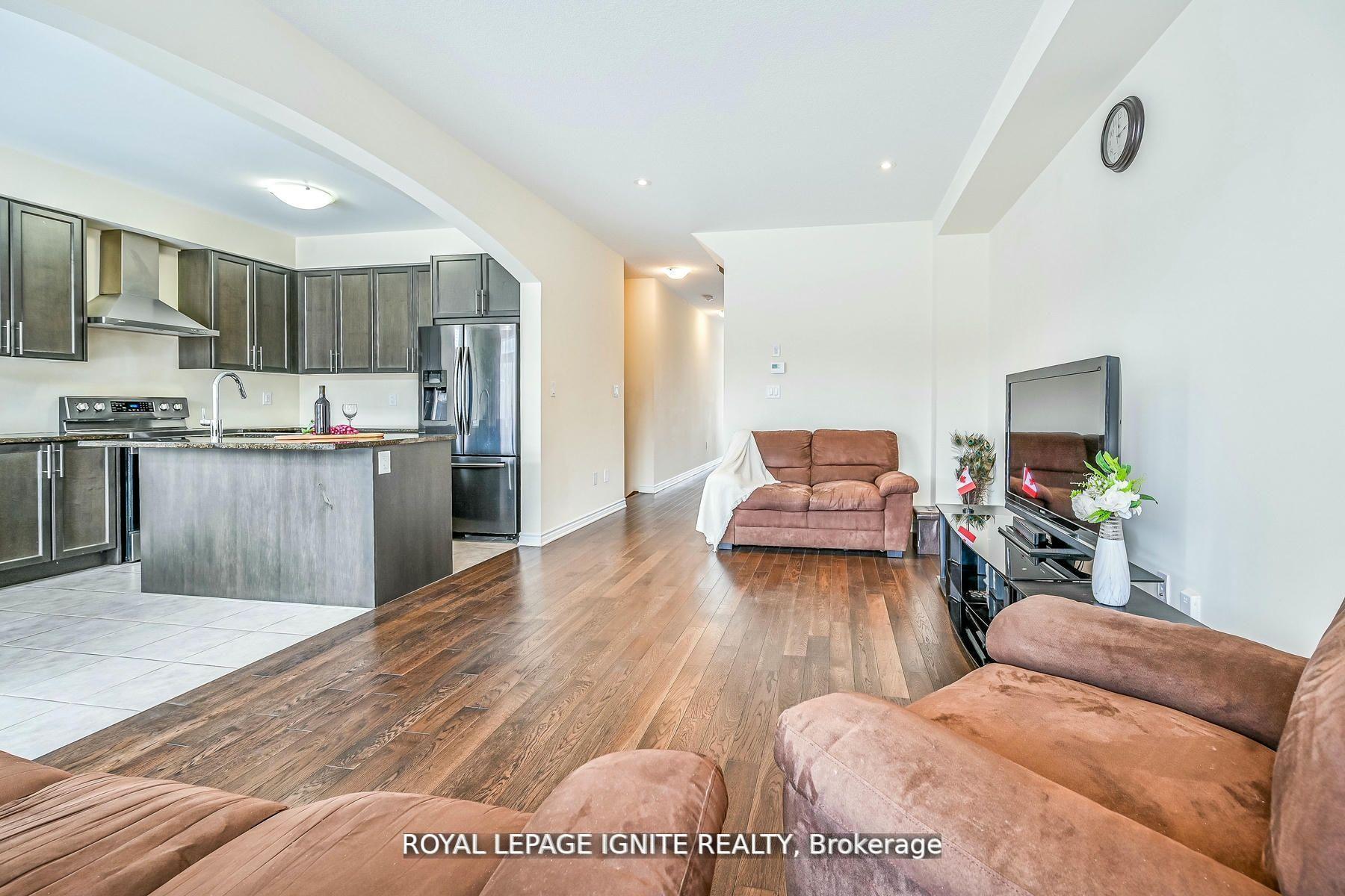 Photo 13 of 20 Queen Mary Boulevard, Hamilton, Stoney Creek Mountain — HOMEH