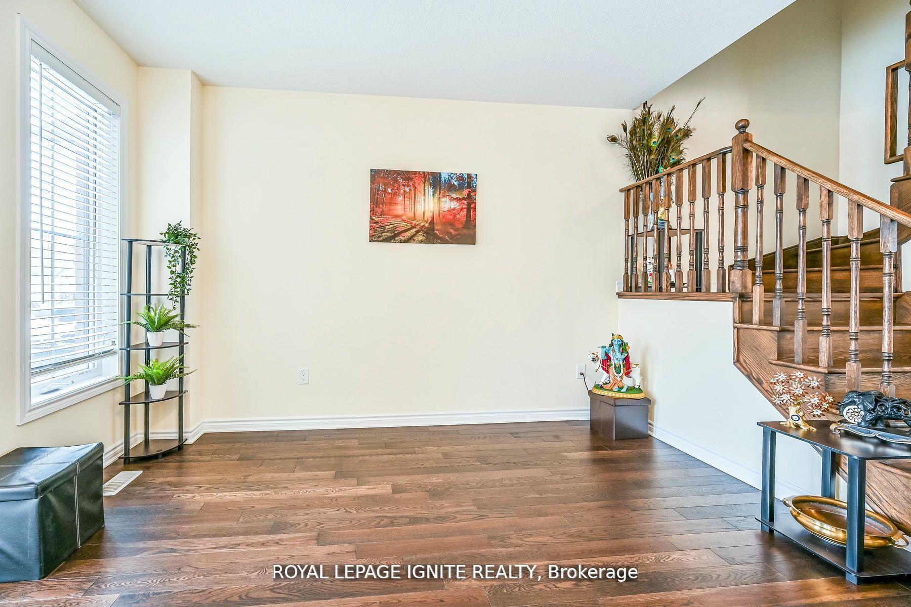 Photo 19 of 20 Queen Mary Boulevard, Hamilton, Stoney Creek Mountain — HOMEH