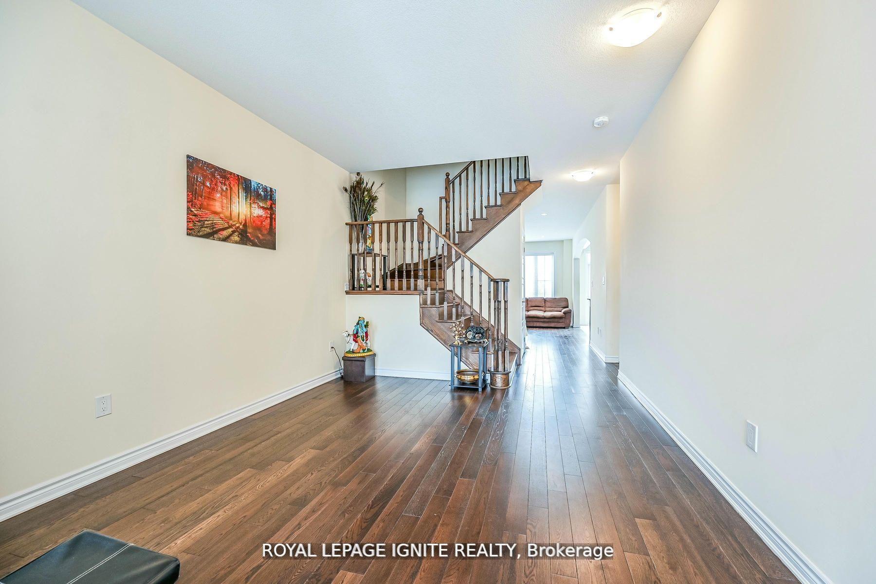 Photo 17 of 20 Queen Mary Boulevard, Hamilton, Stoney Creek Mountain — HOMEH
